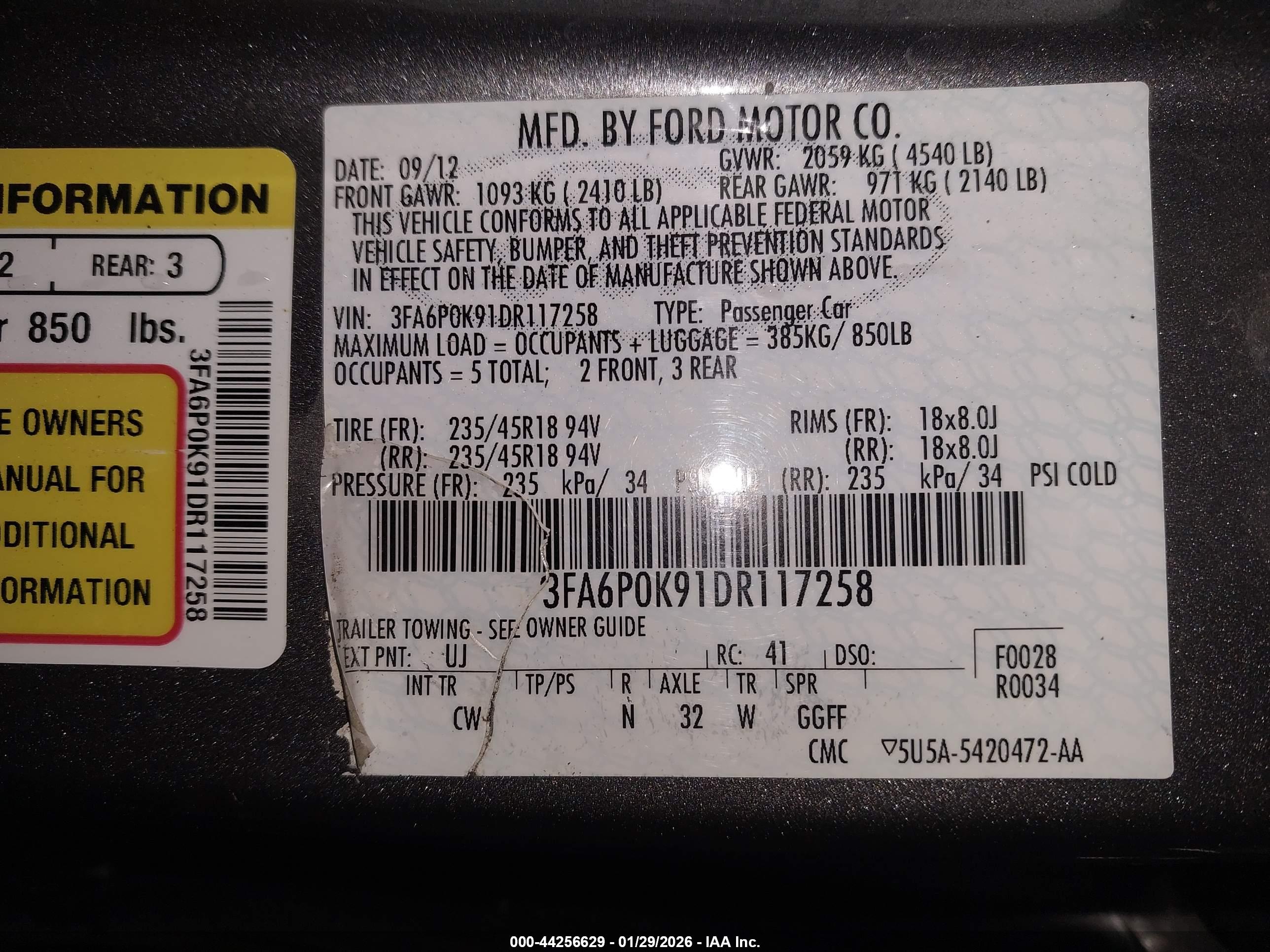 FORD FUSION image 9