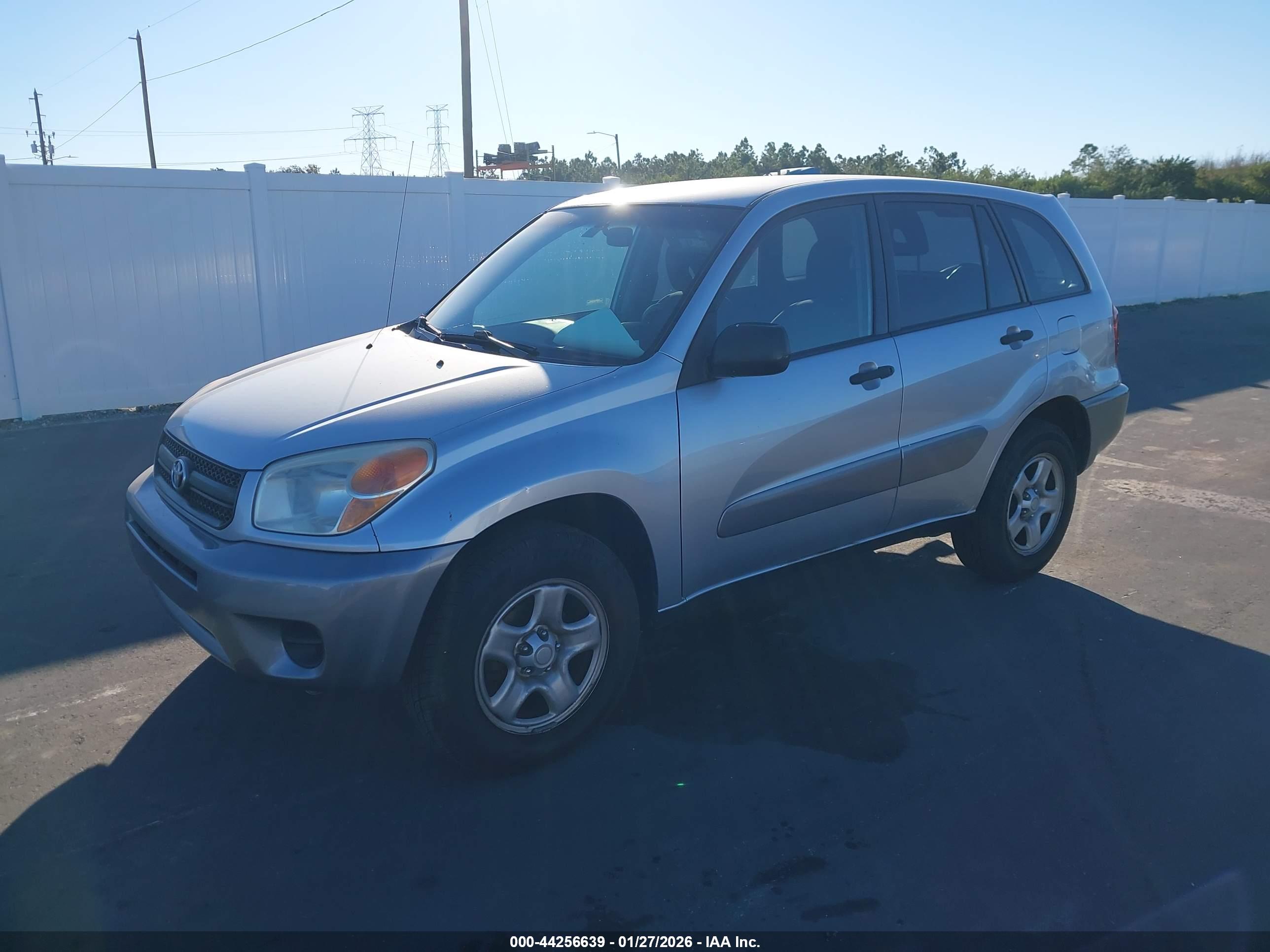 TOYOTA RAV4 image 2