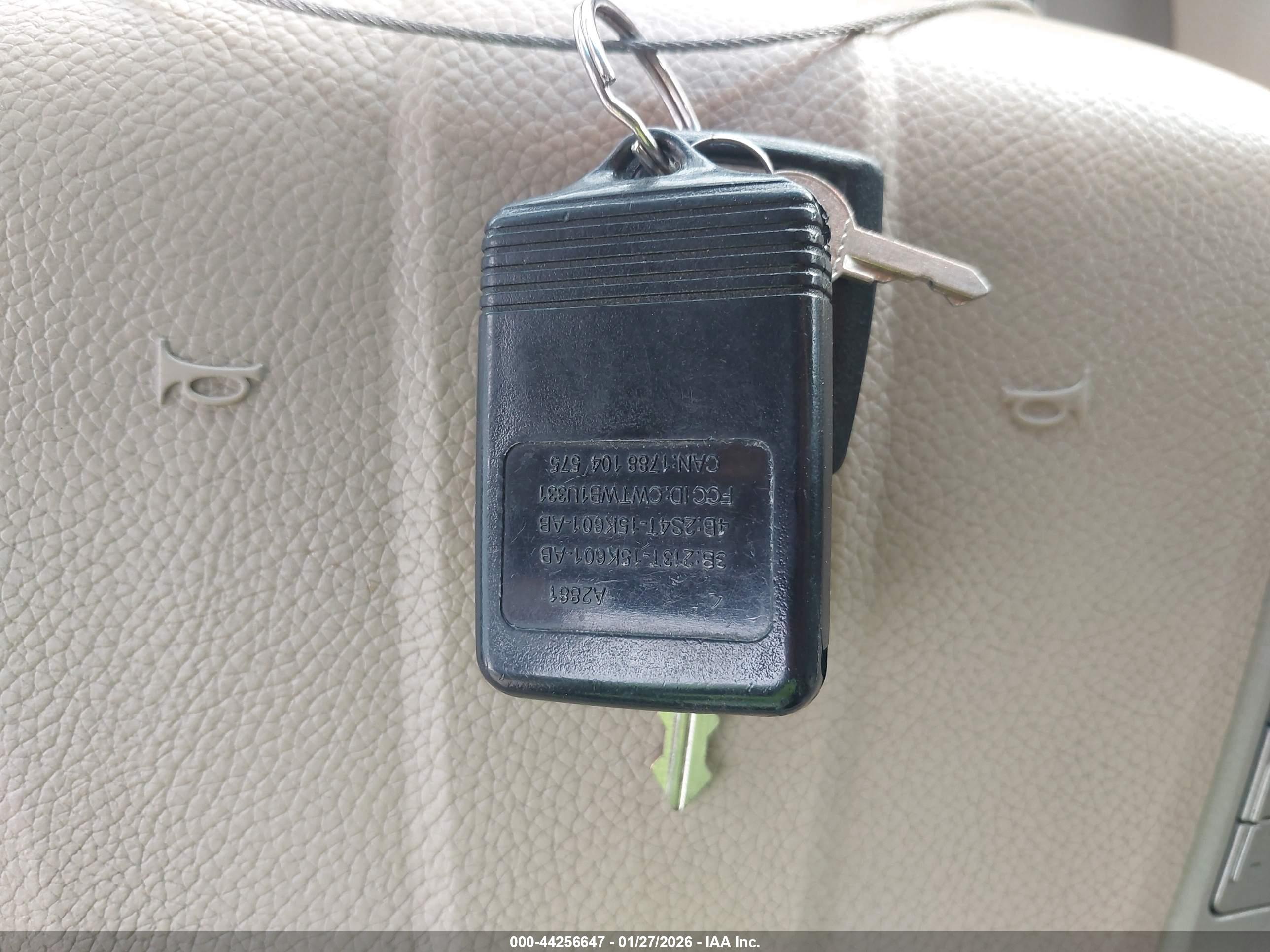 LINCOLN NAVIGATOR image 11
