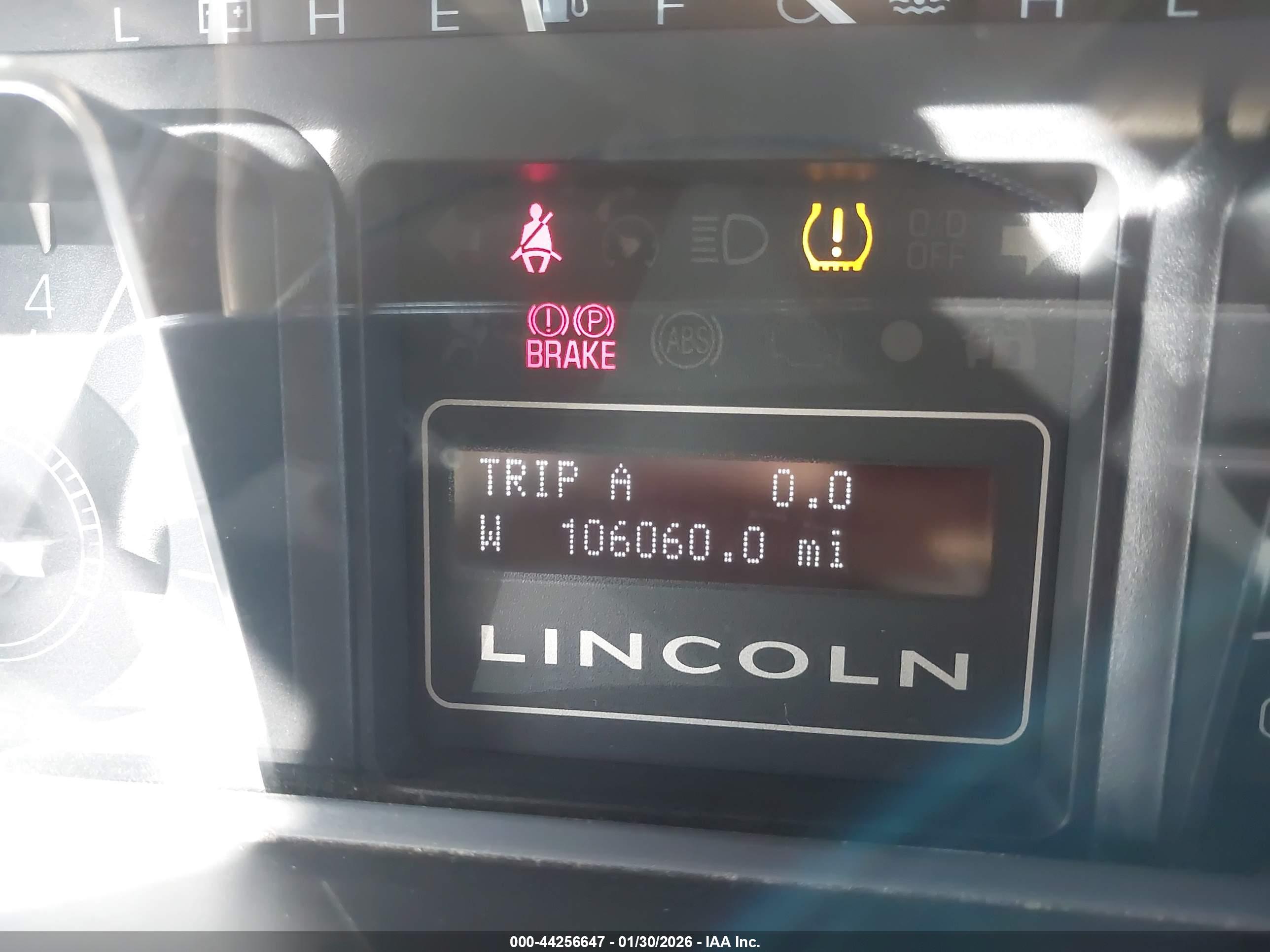 LINCOLN NAVIGATOR image 7