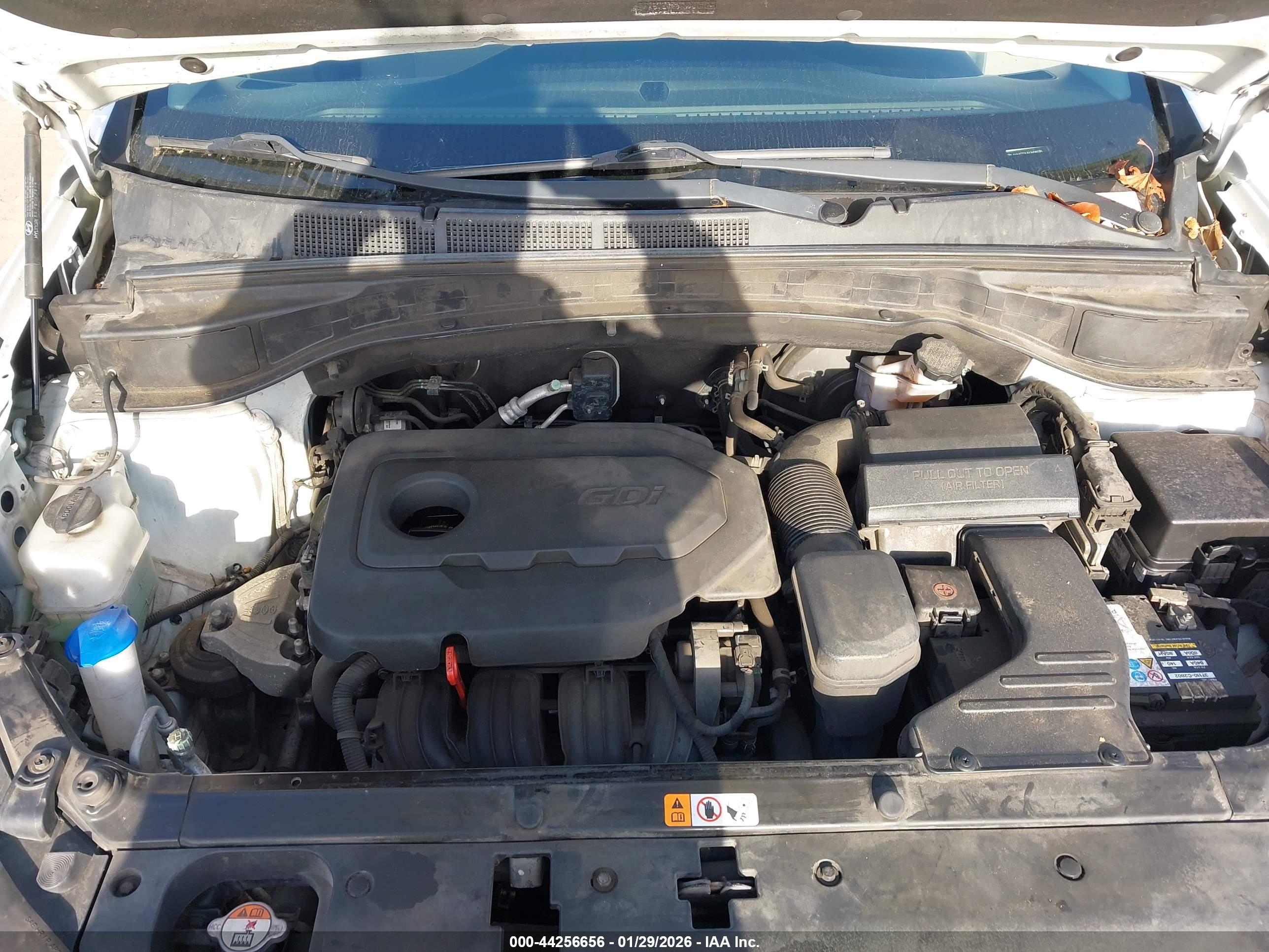 HYUNDAI SANTA image 10