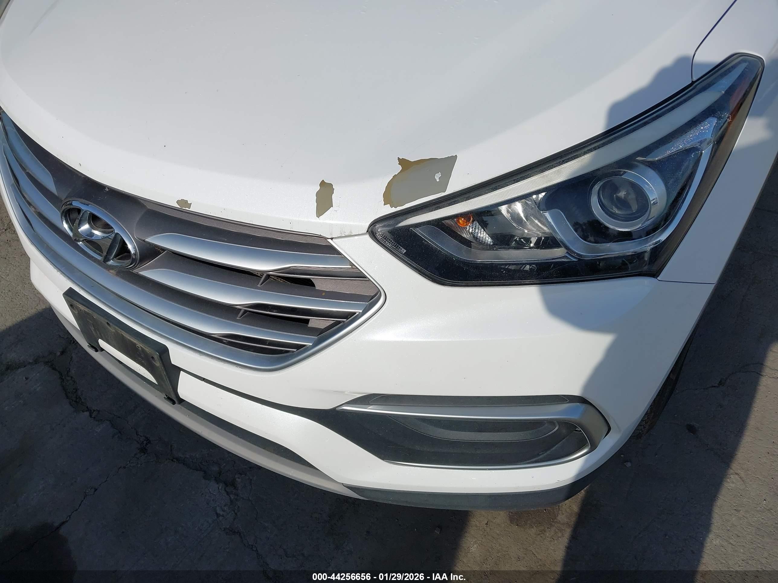 HYUNDAI SANTA image 6