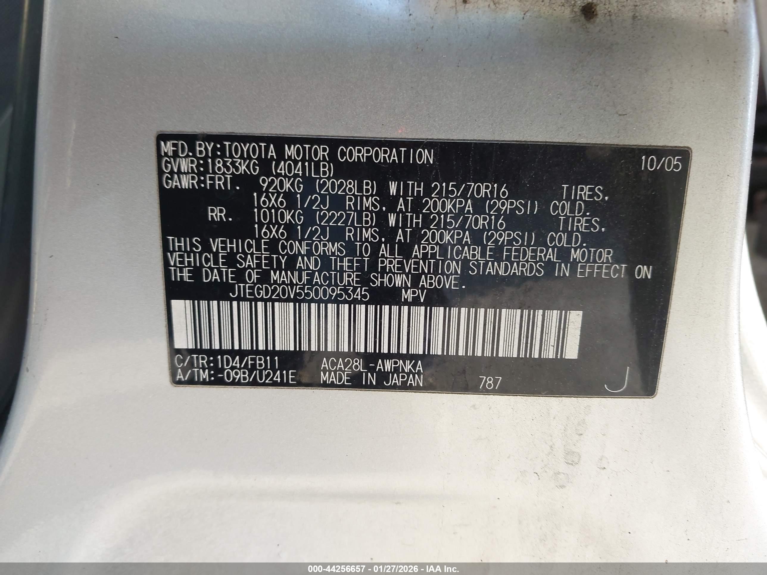 TOYOTA RAV4 image 9