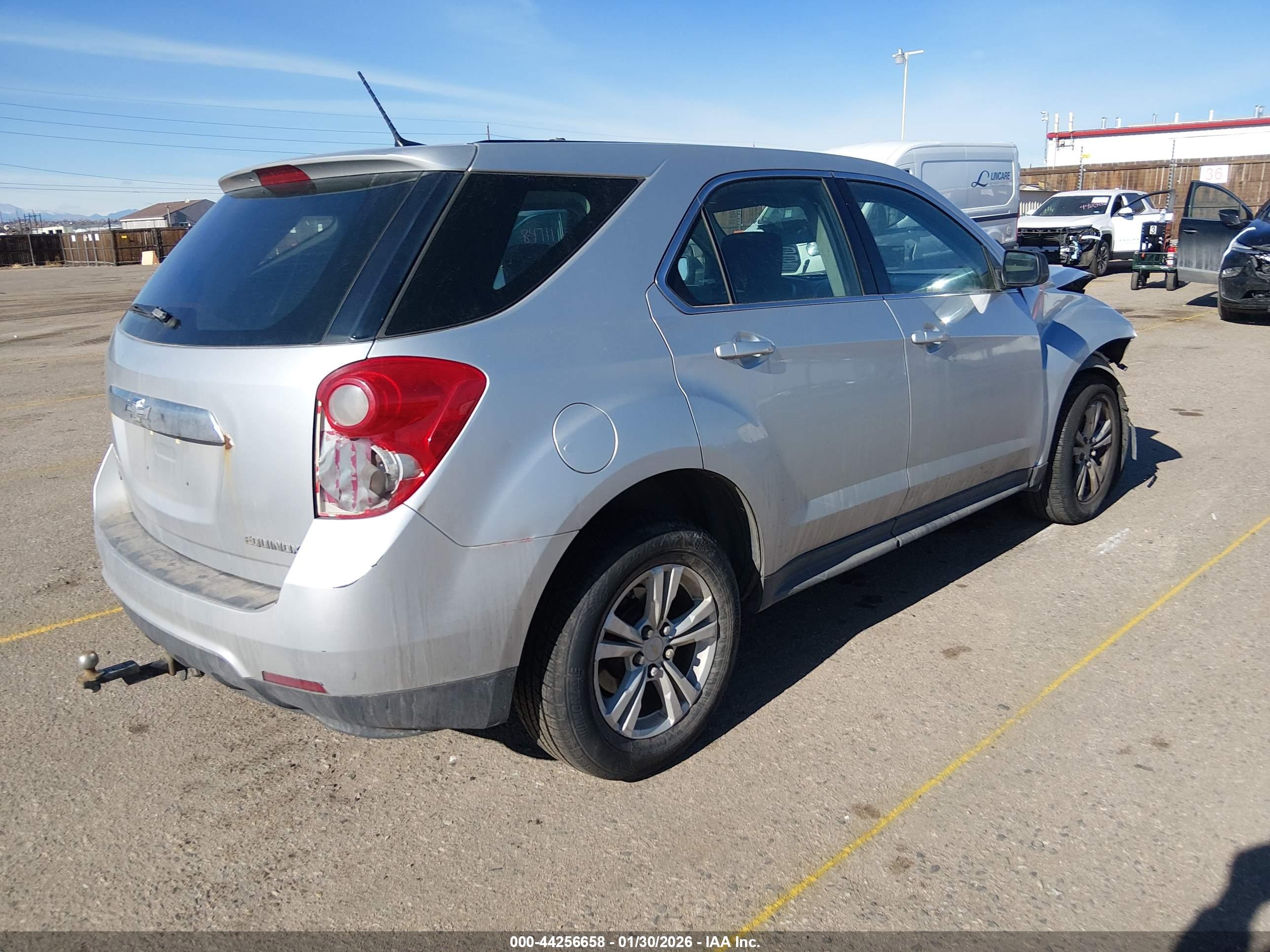 CHEVROLET EQUINOX image 4