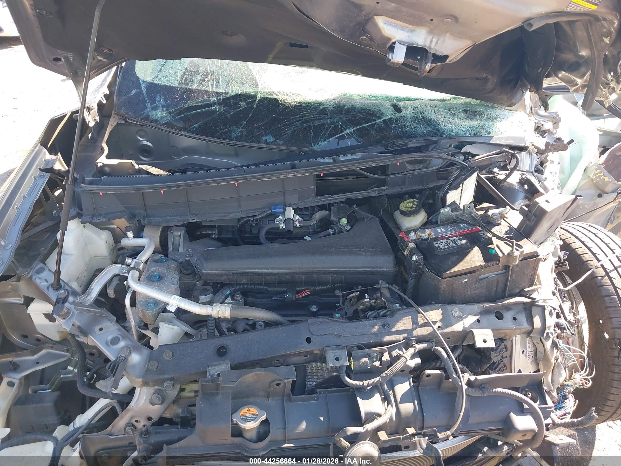 NISSAN ROGUE image 10