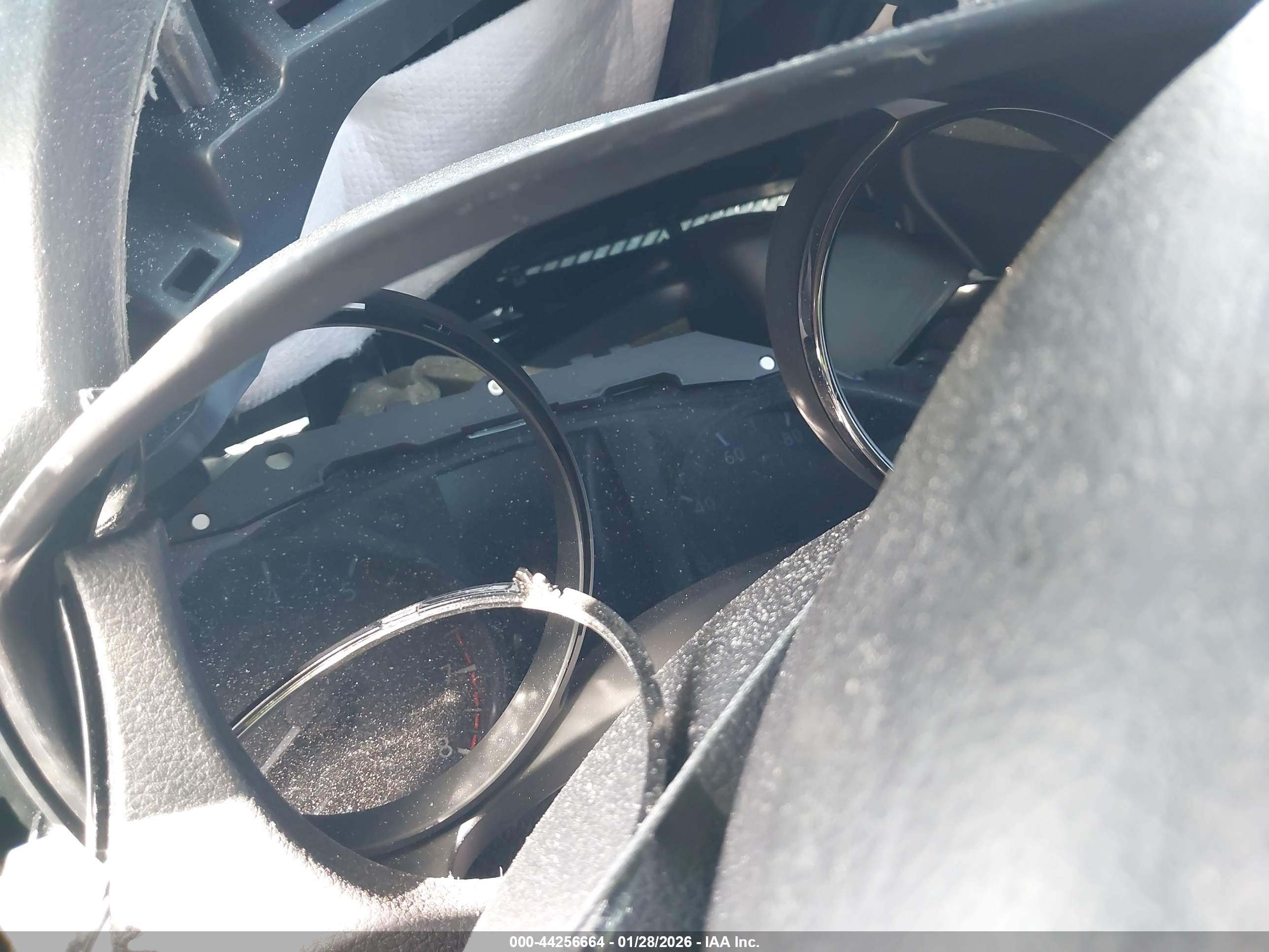 NISSAN ROGUE image 7