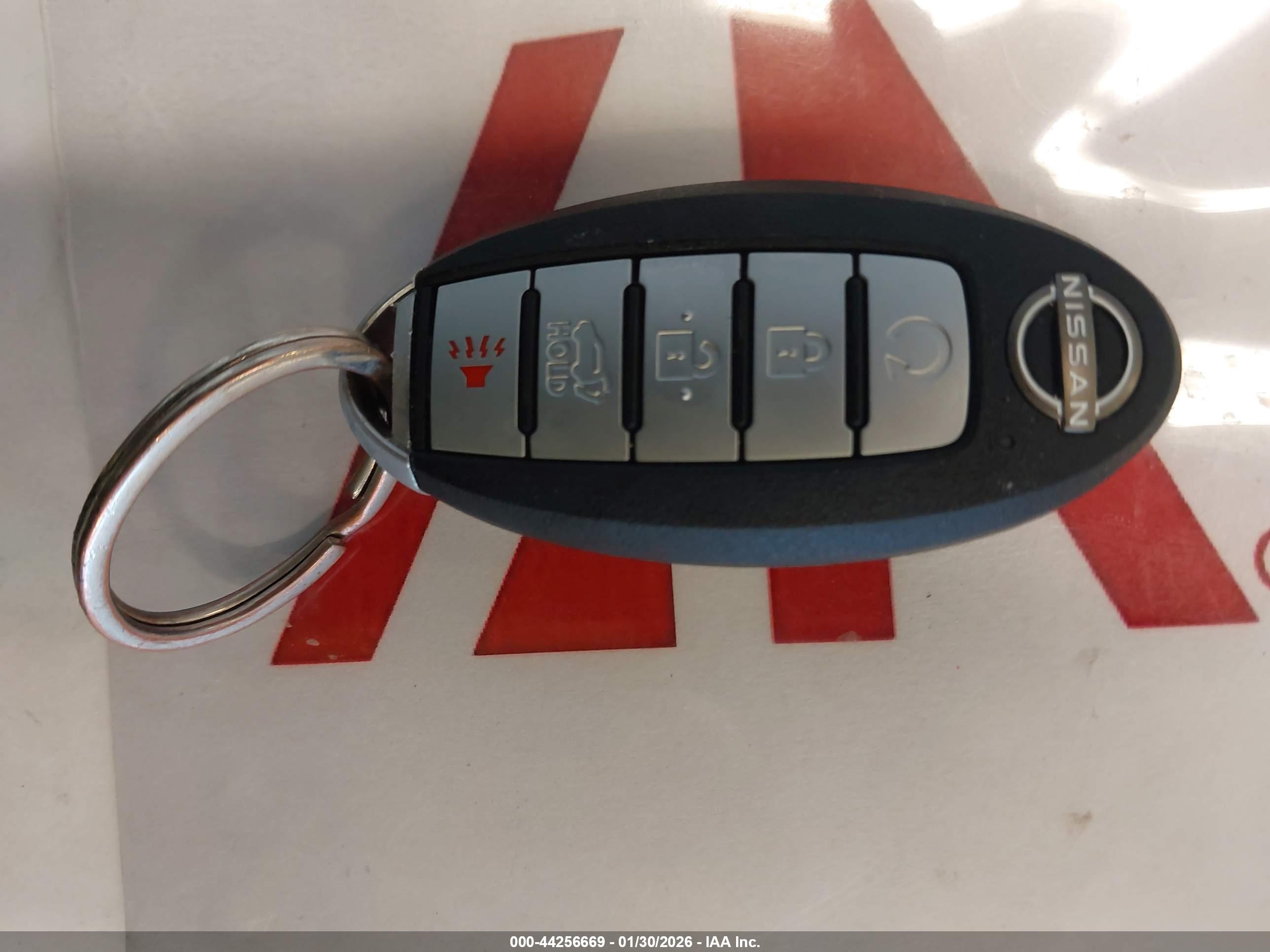 NISSAN MURANO image 11