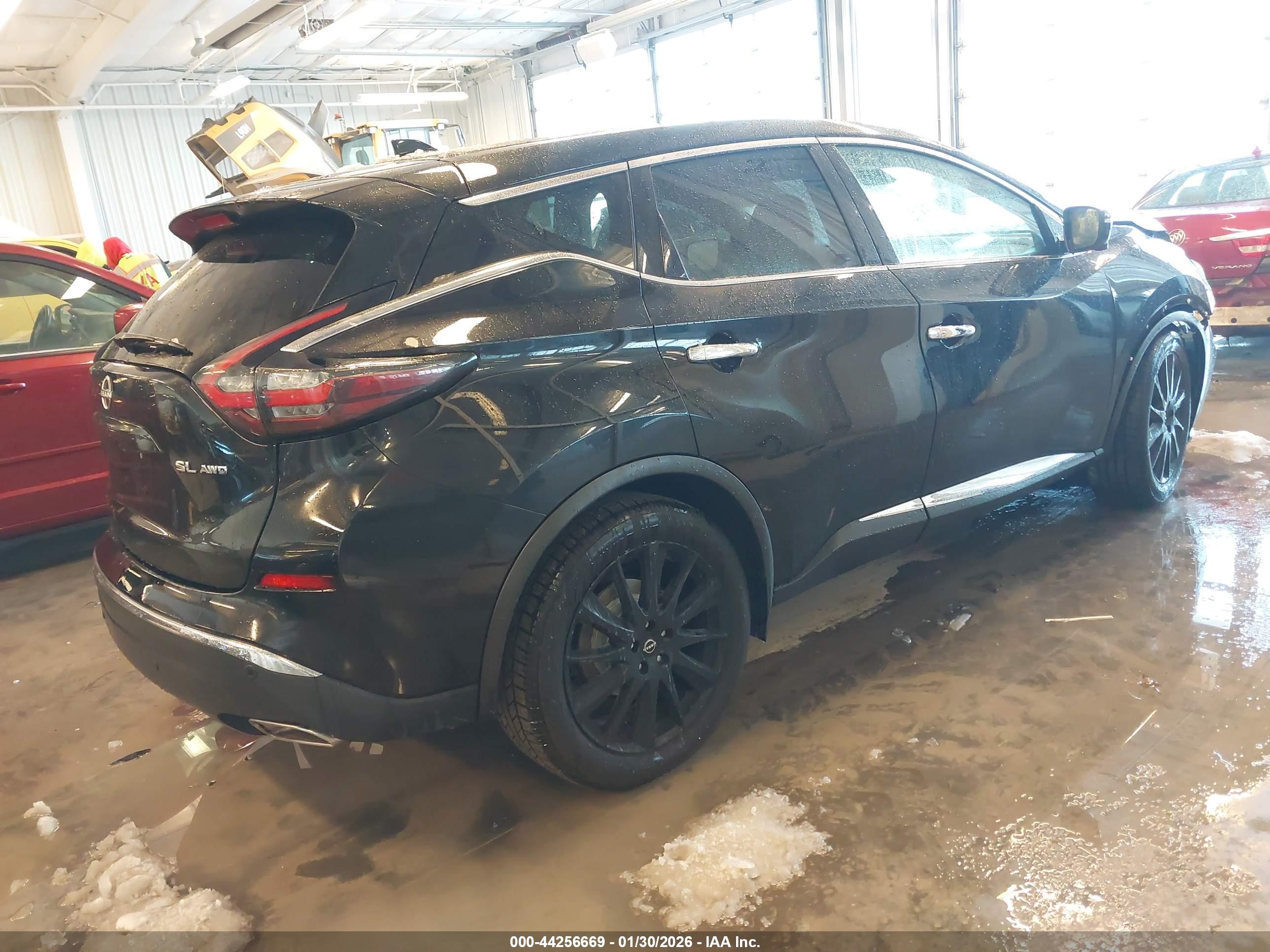 NISSAN MURANO image 4