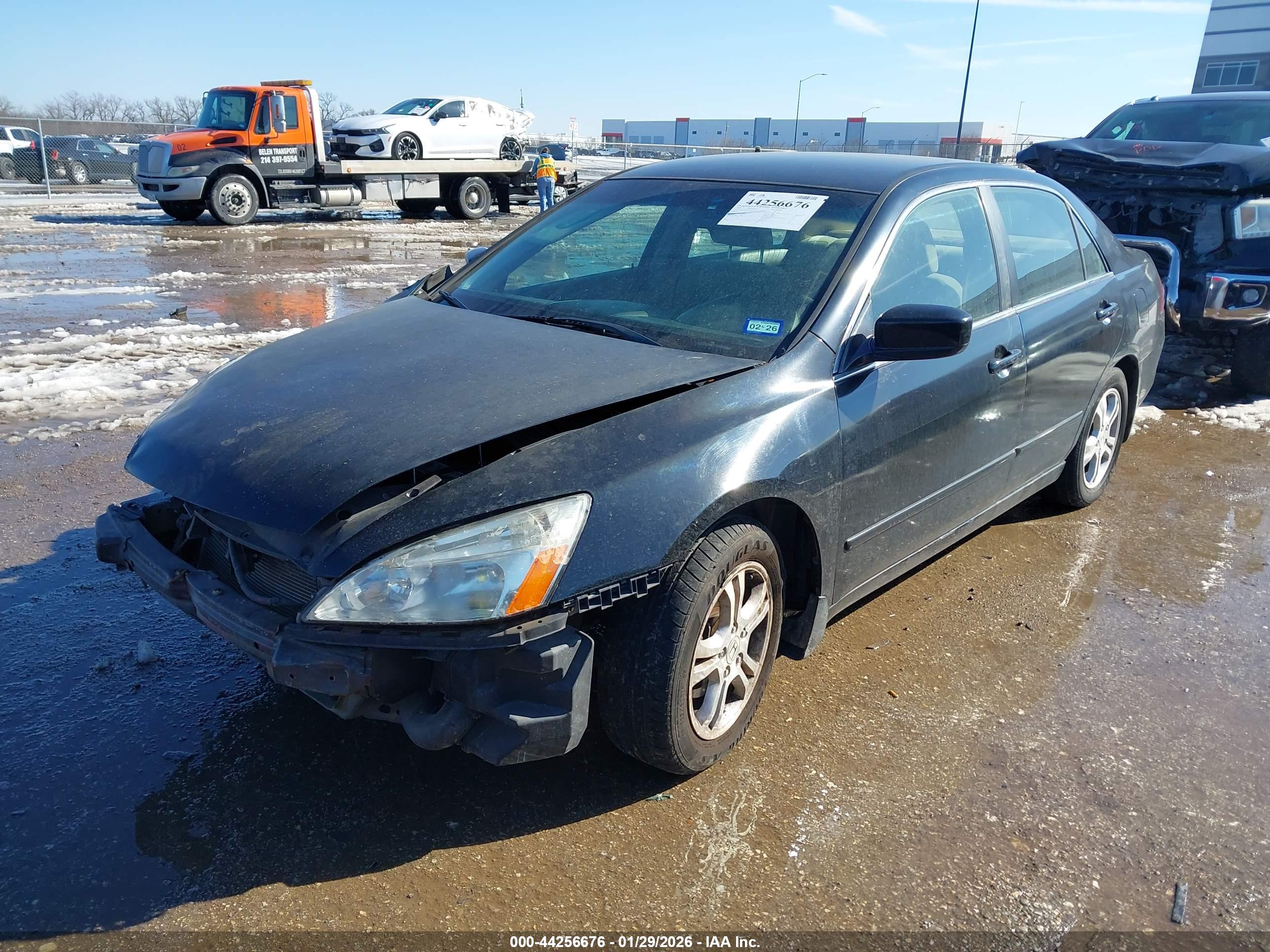 HONDA ACCORD image 2