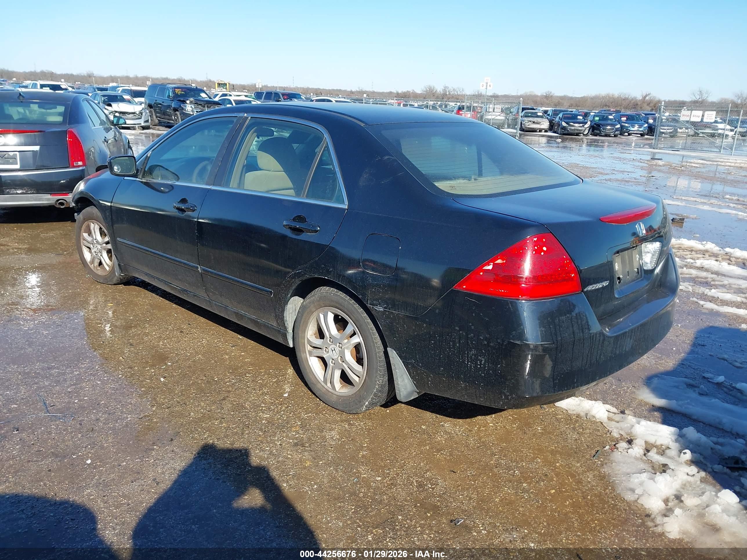 HONDA ACCORD image 3