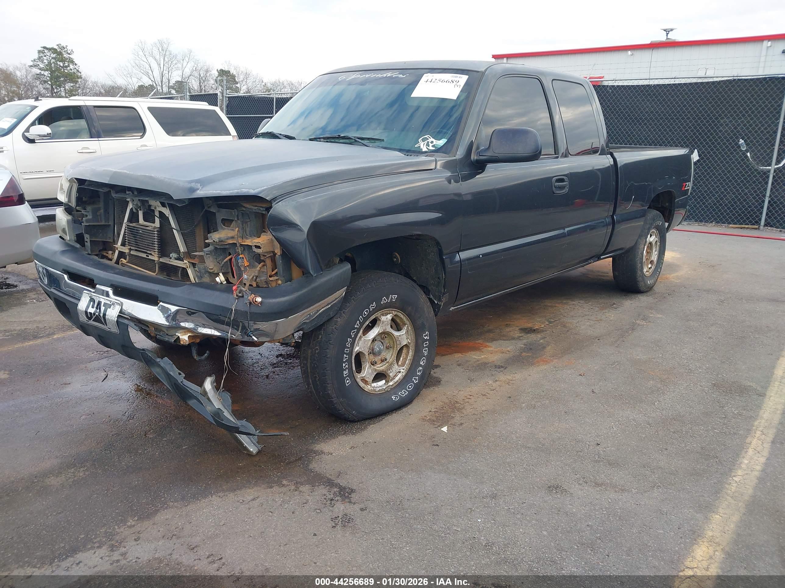 CHEVROLET SILVERADO image 2
