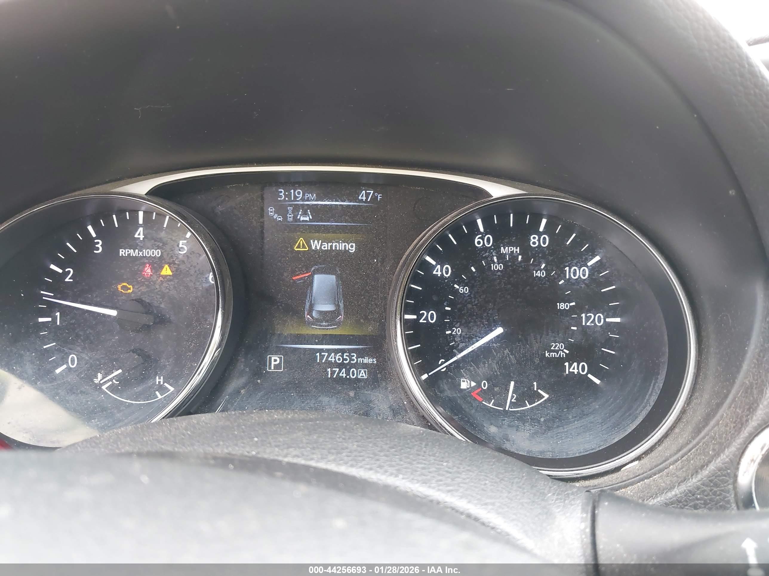 NISSAN ROGUE image 7