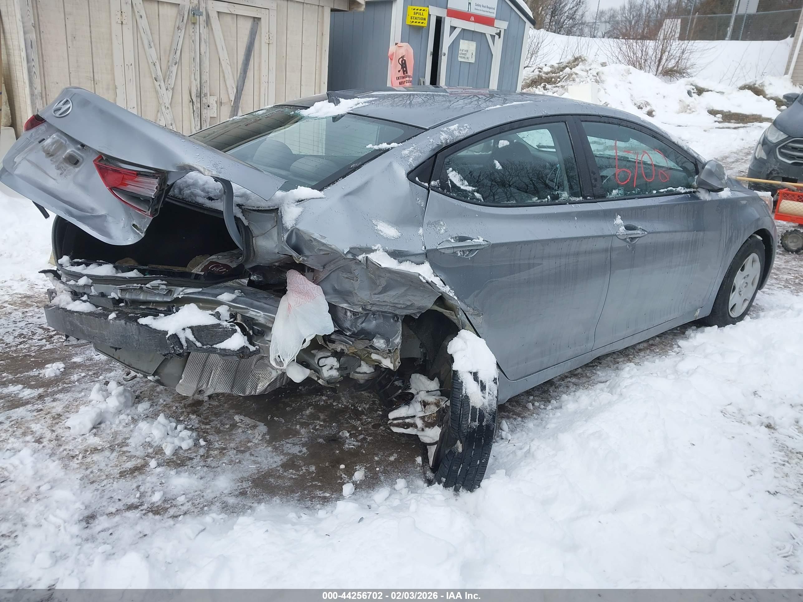 HYUNDAI ELANTRA image 4