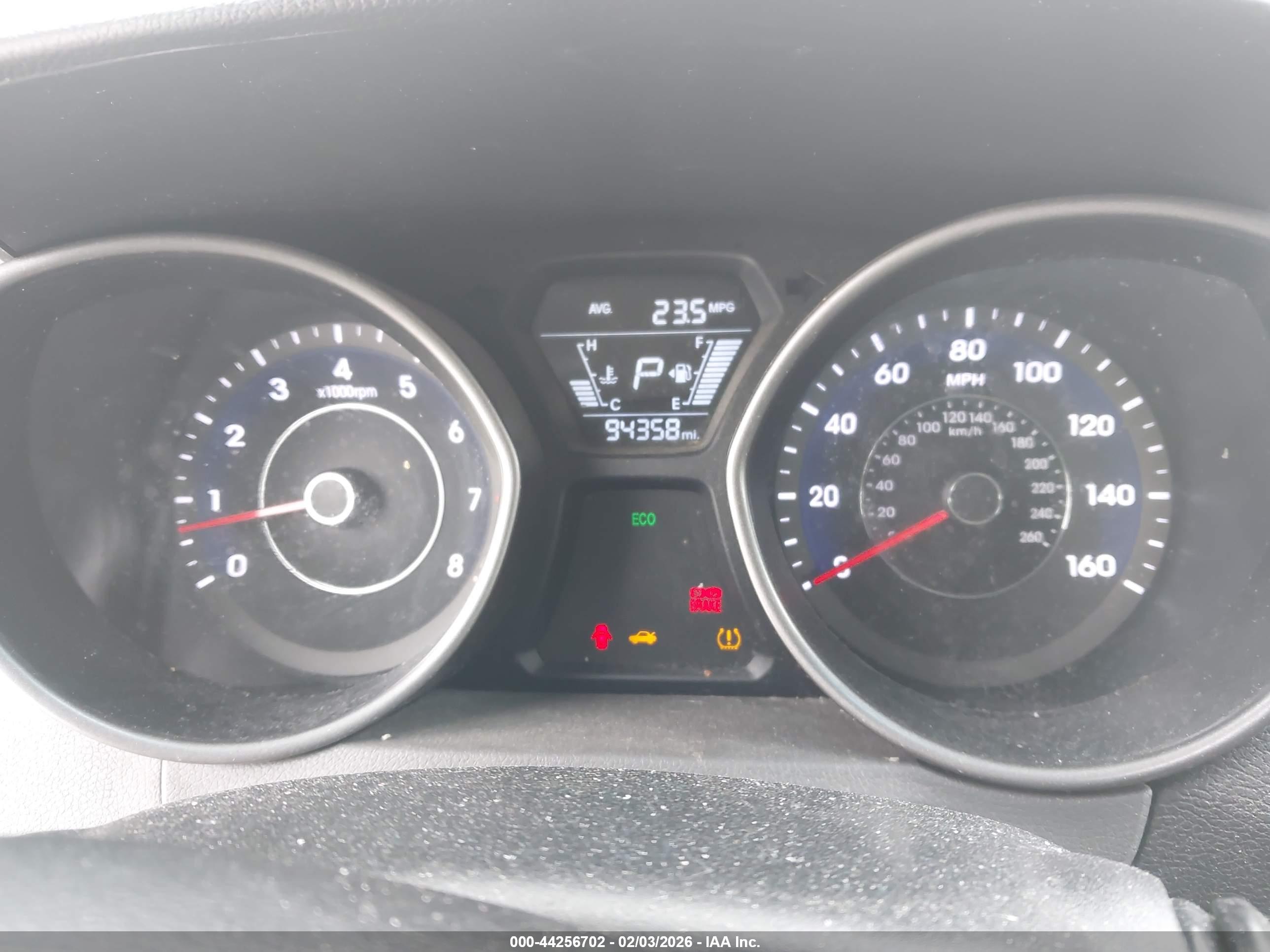 HYUNDAI ELANTRA image 7