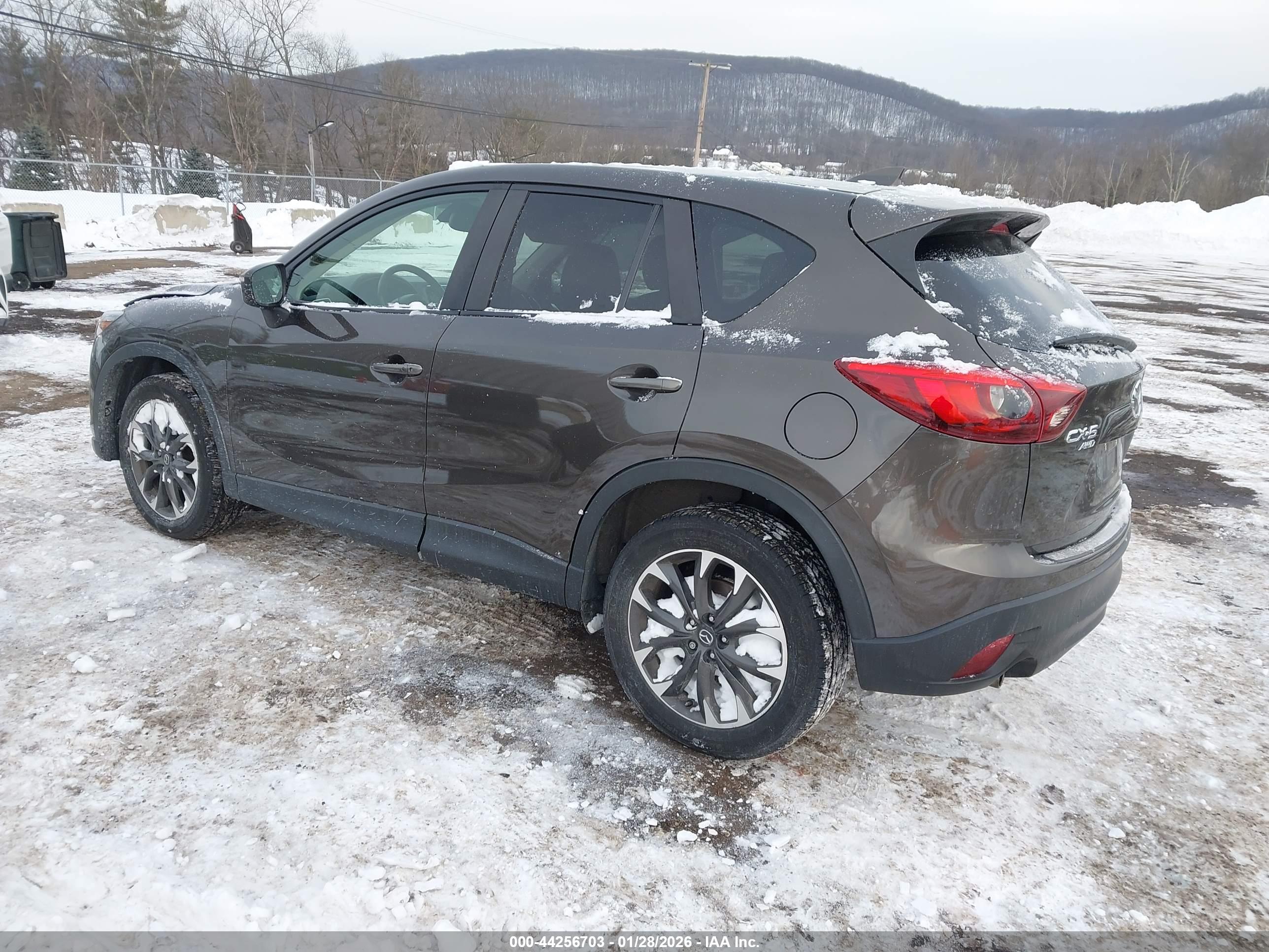MAZDA CX-5 image 3