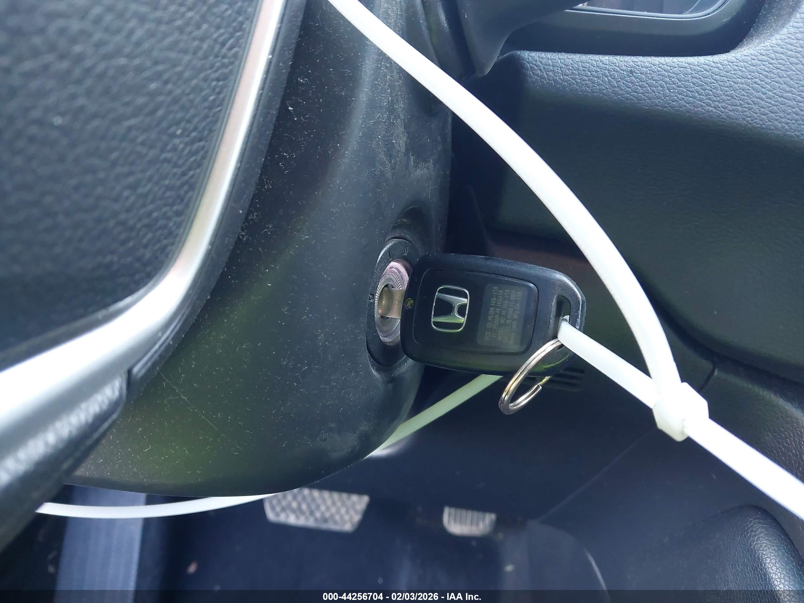HONDA CR-V image 11