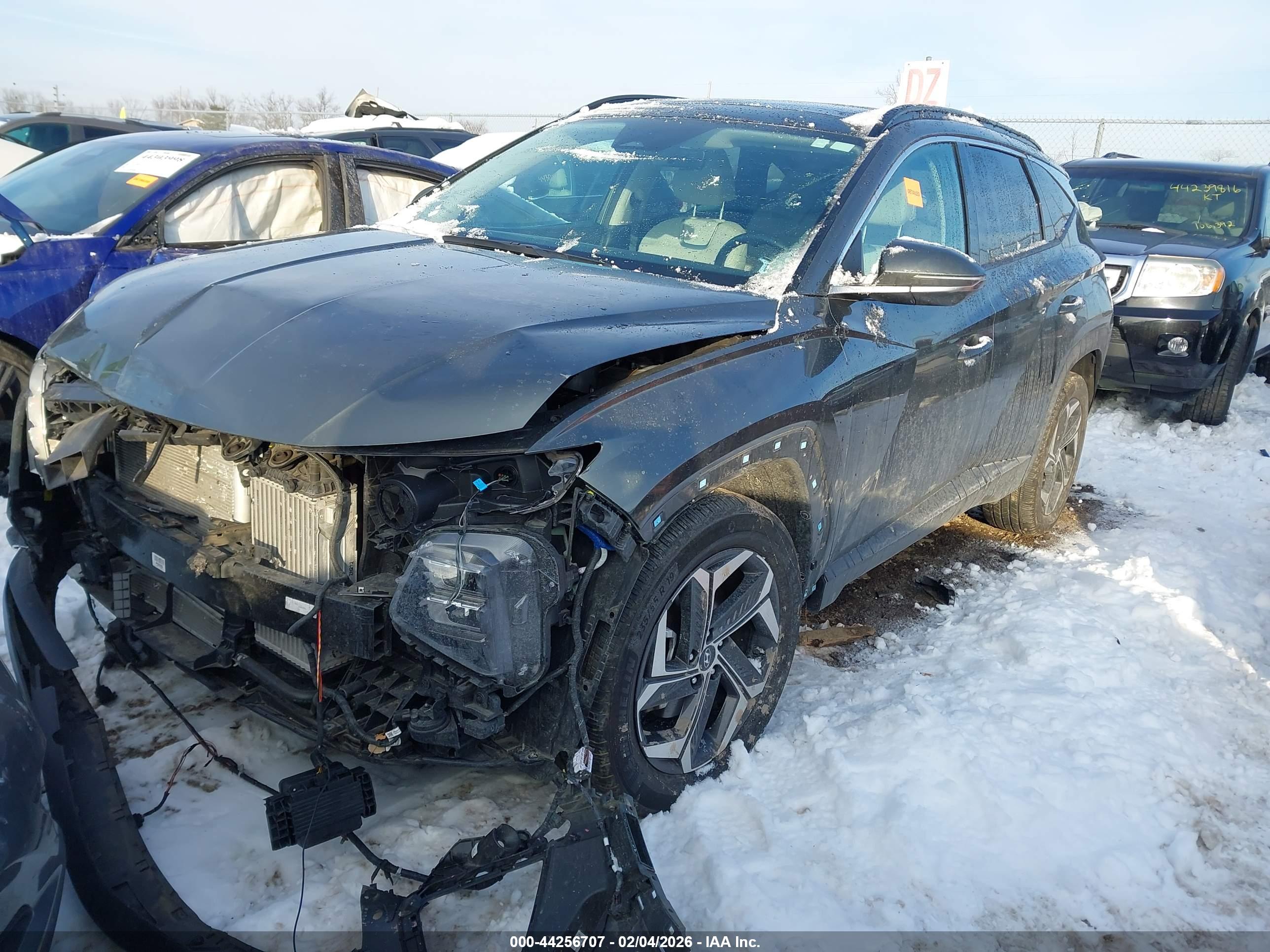 HYUNDAI TUCSON image 2