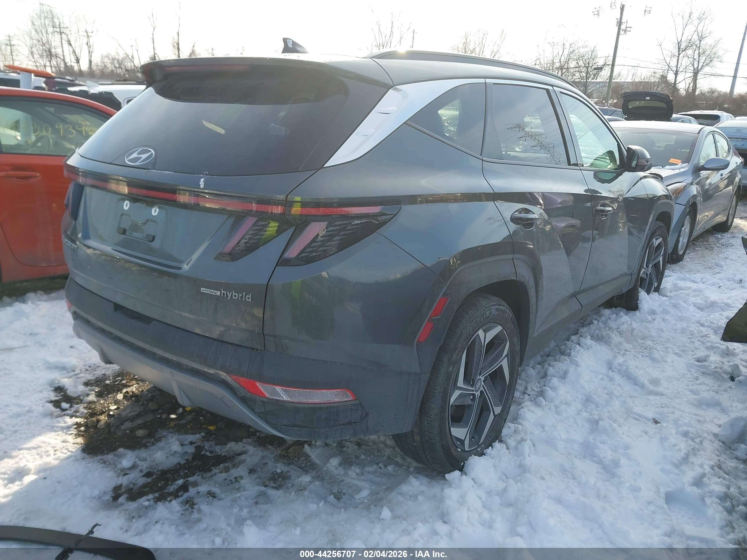 HYUNDAI TUCSON image 4