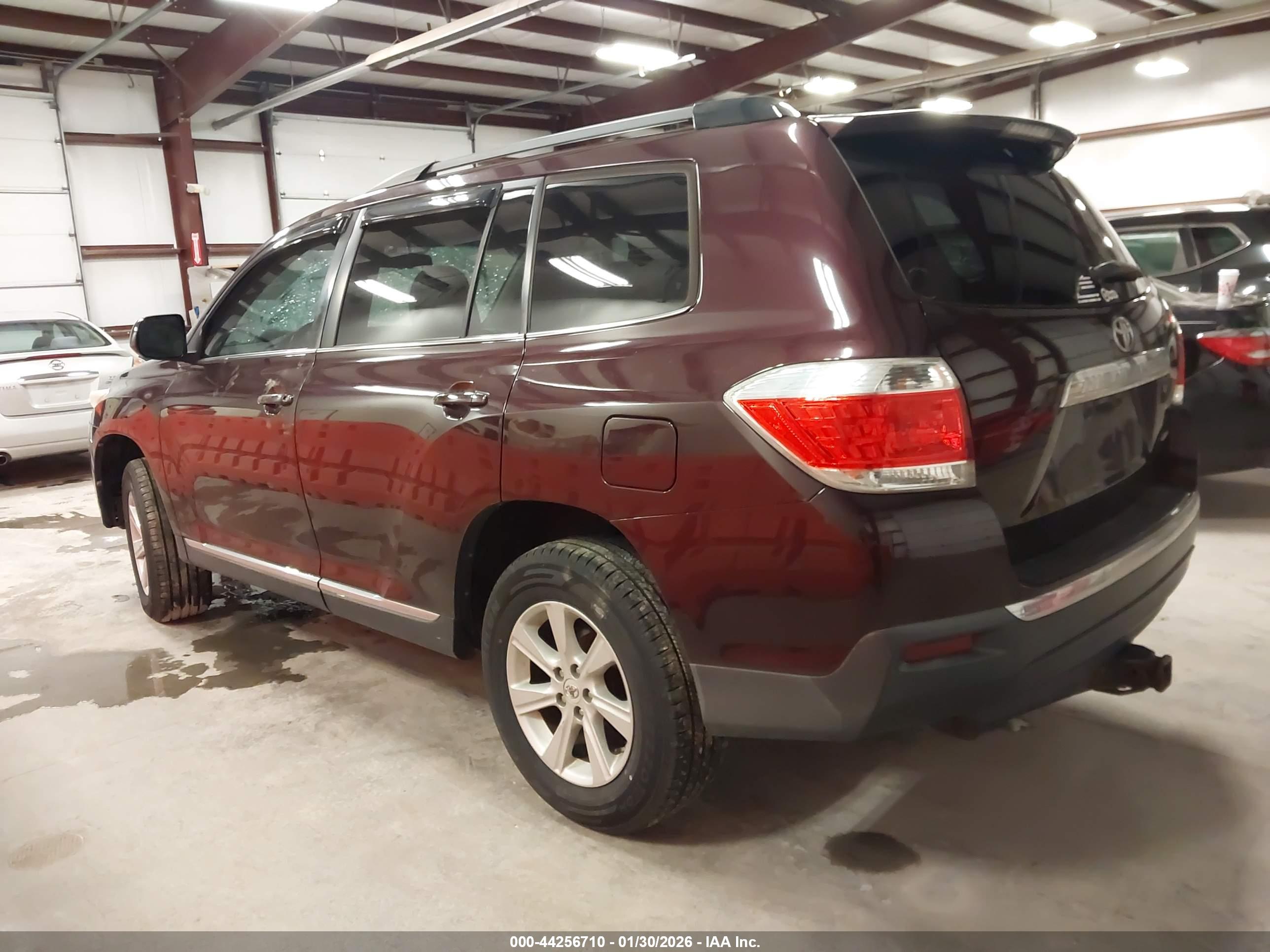 TOYOTA HIGHLANDER image 3