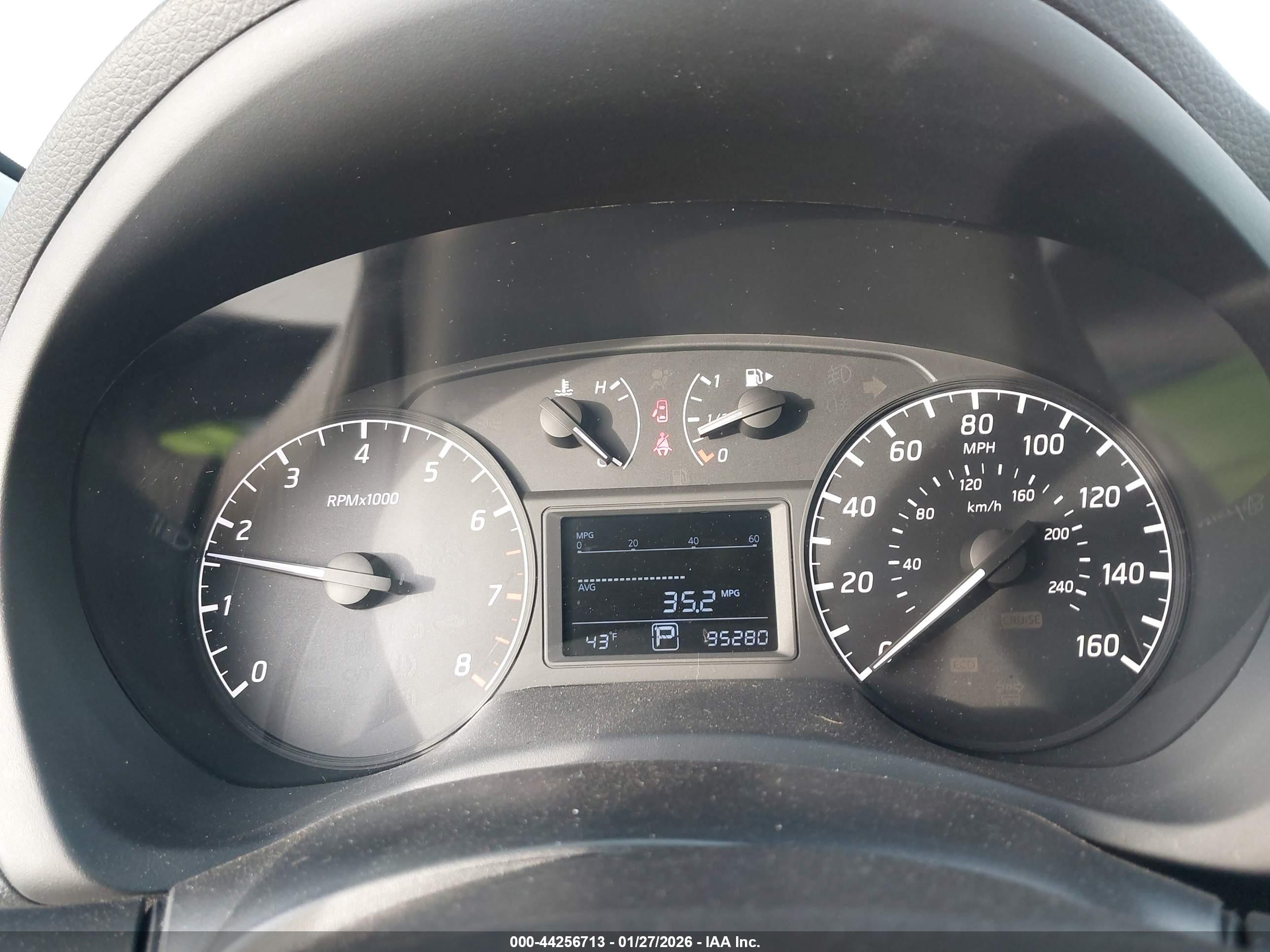 NISSAN SENTRA image 7