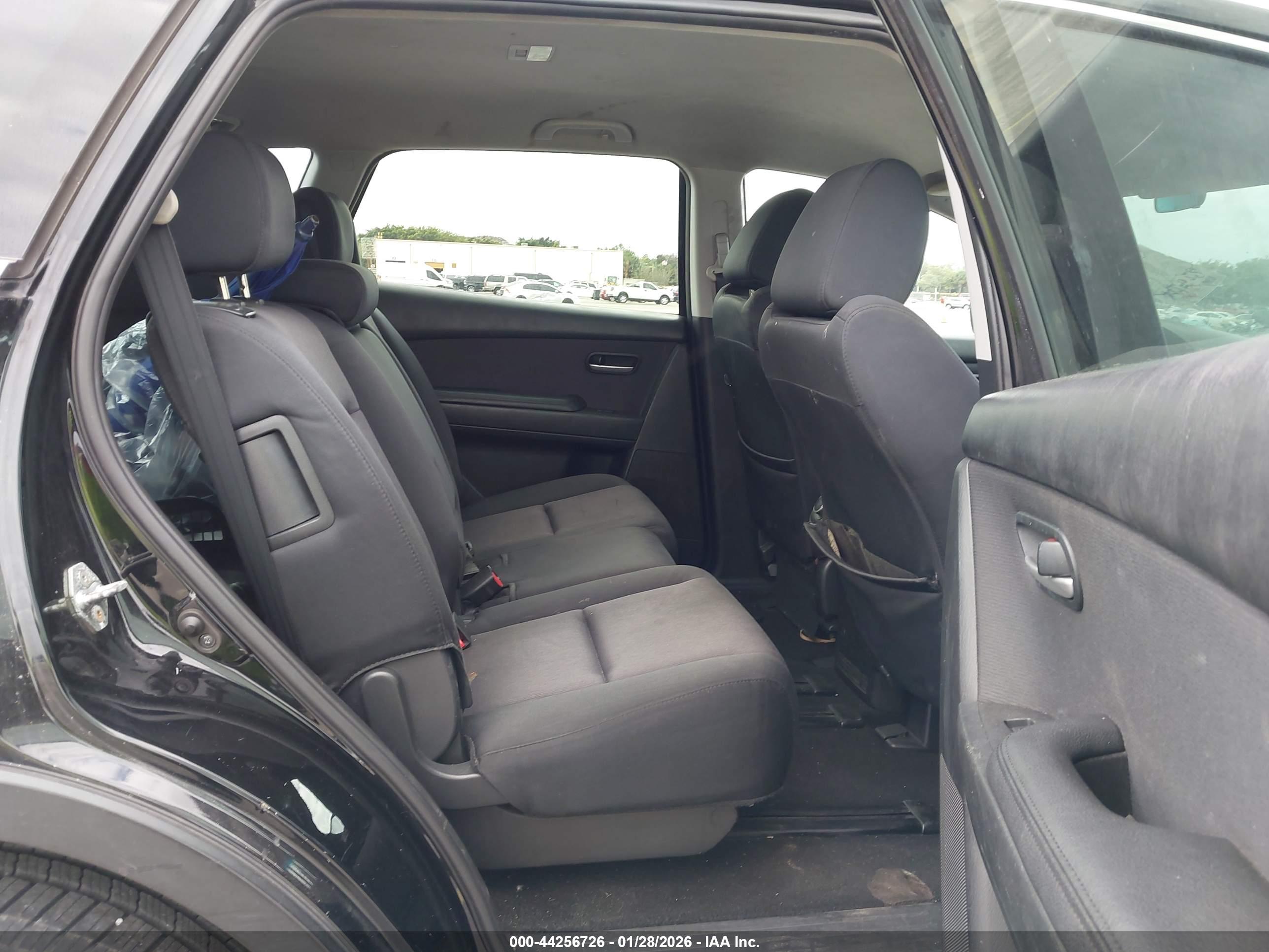 MAZDA CX-9 image 8