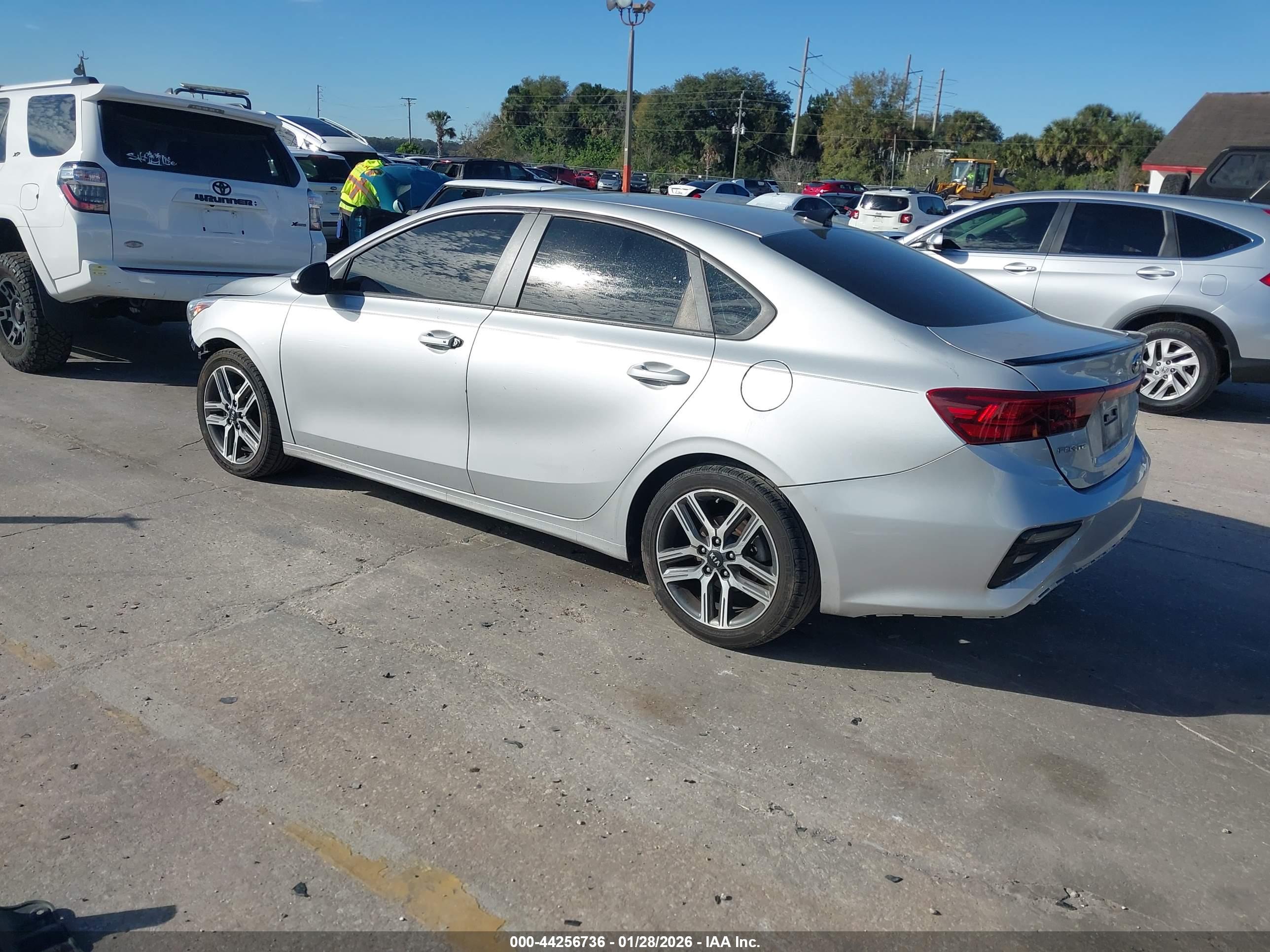 KIA FORTE image 3