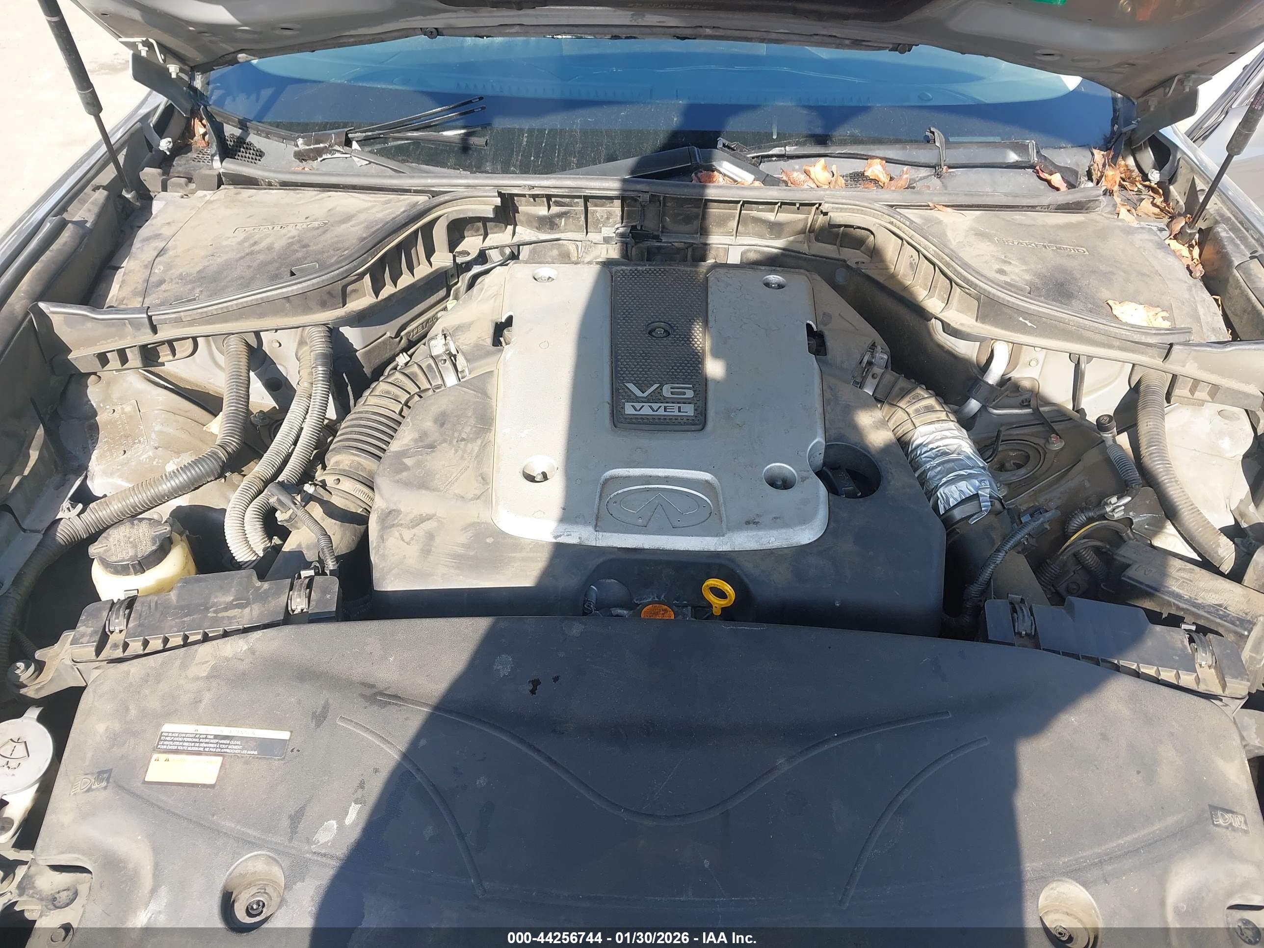 INFINITI M37 image 10