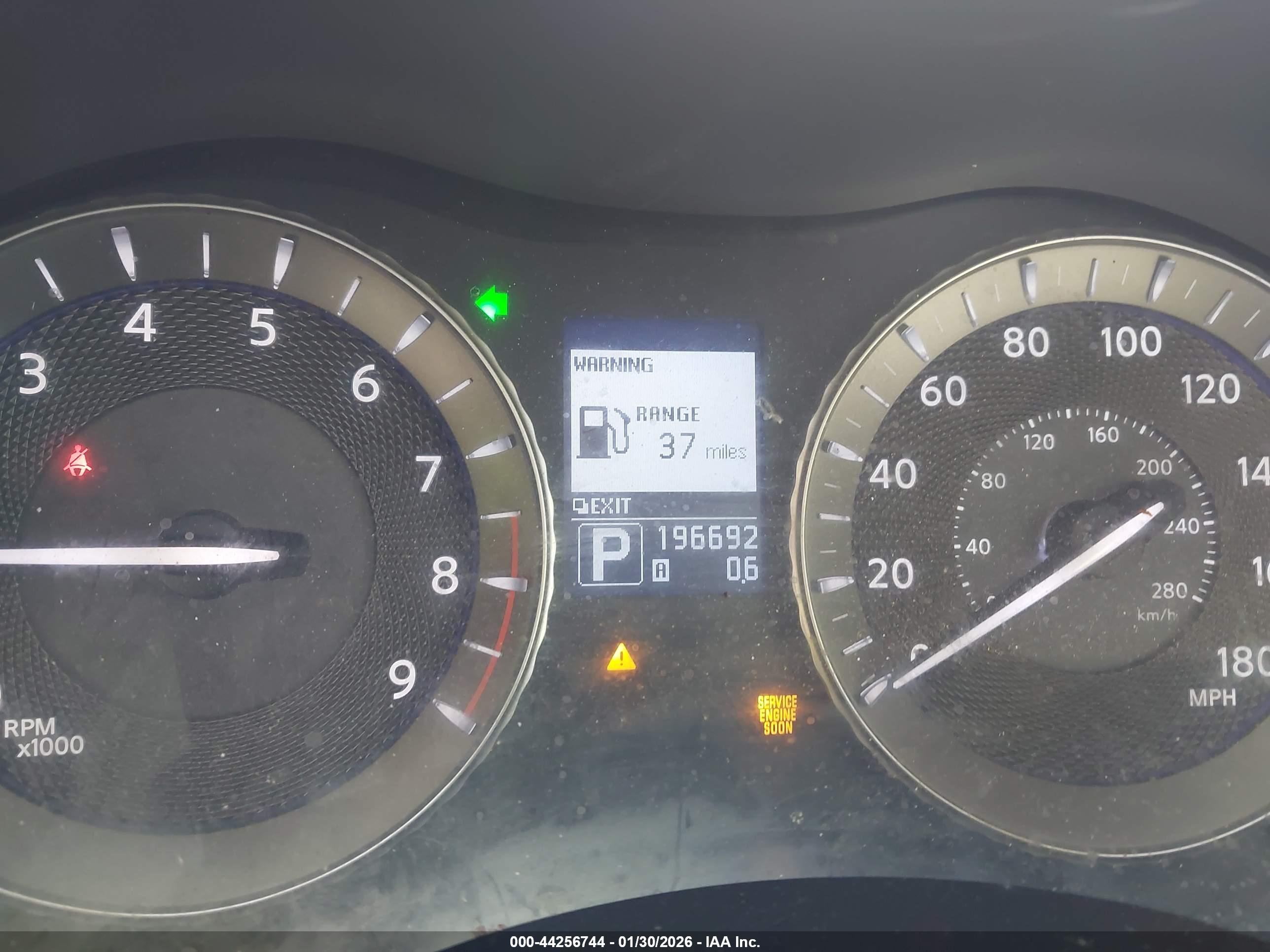 INFINITI M37 image 7