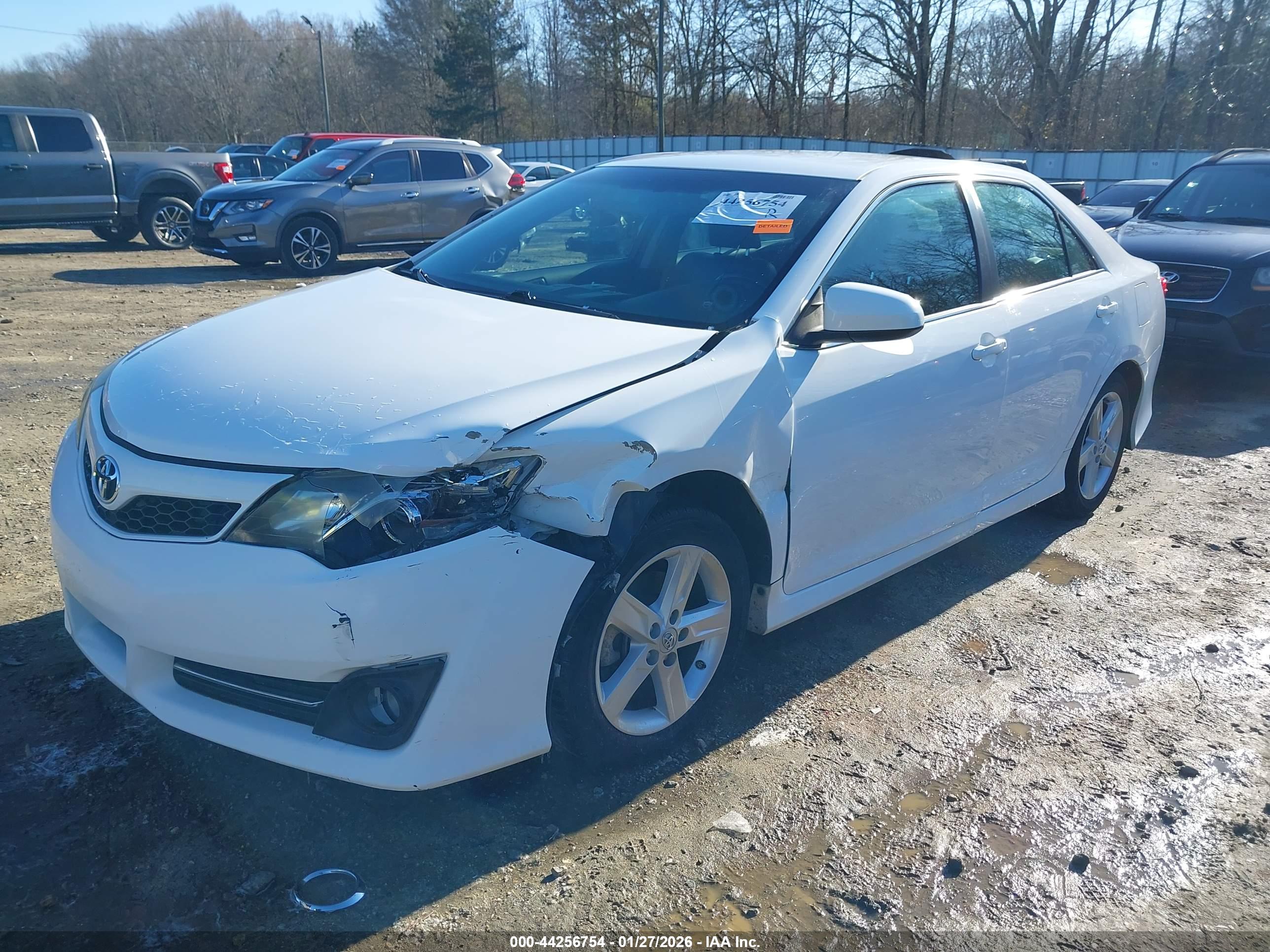 TOYOTA CAMRY image 6