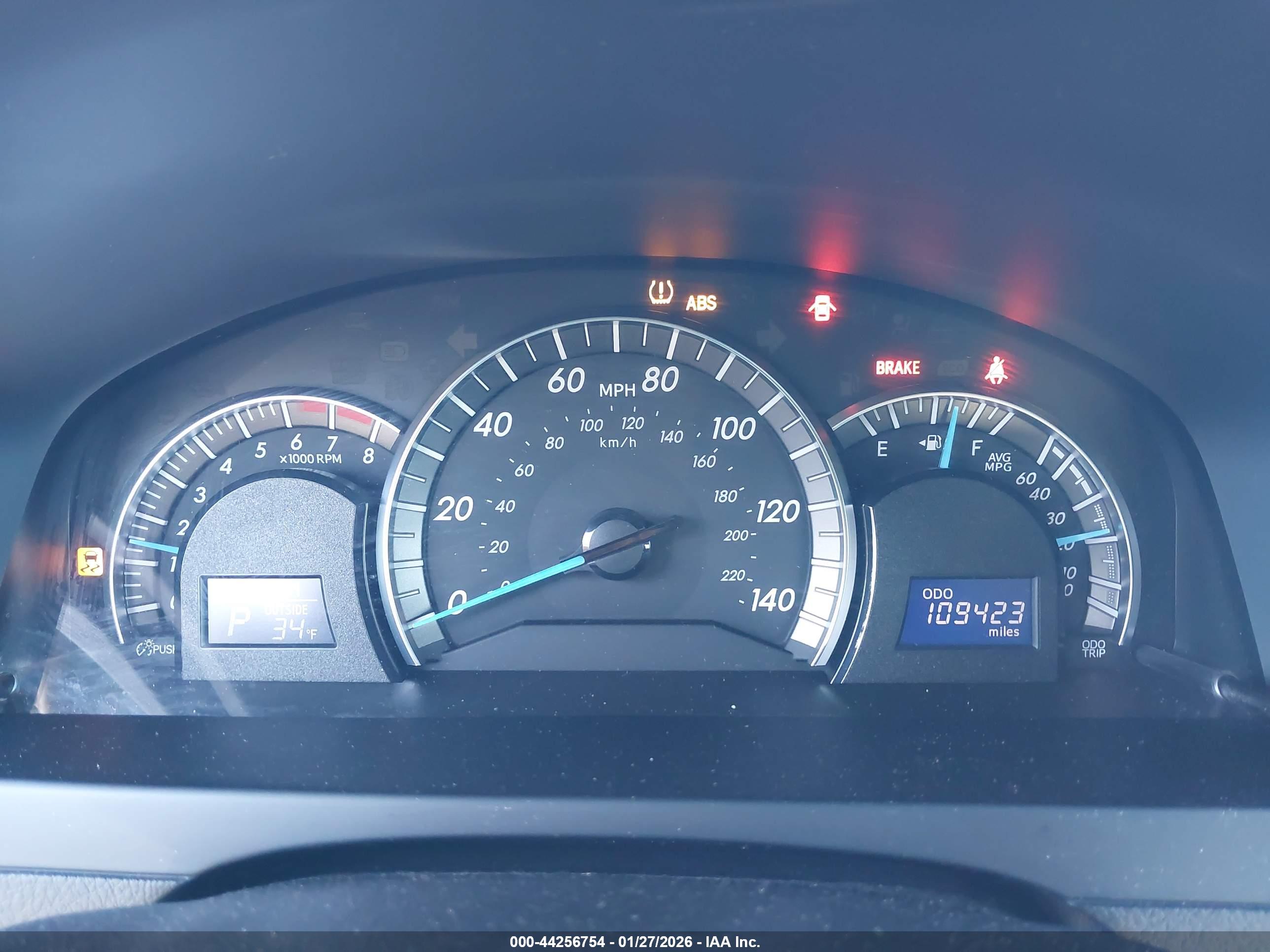 TOYOTA CAMRY image 7