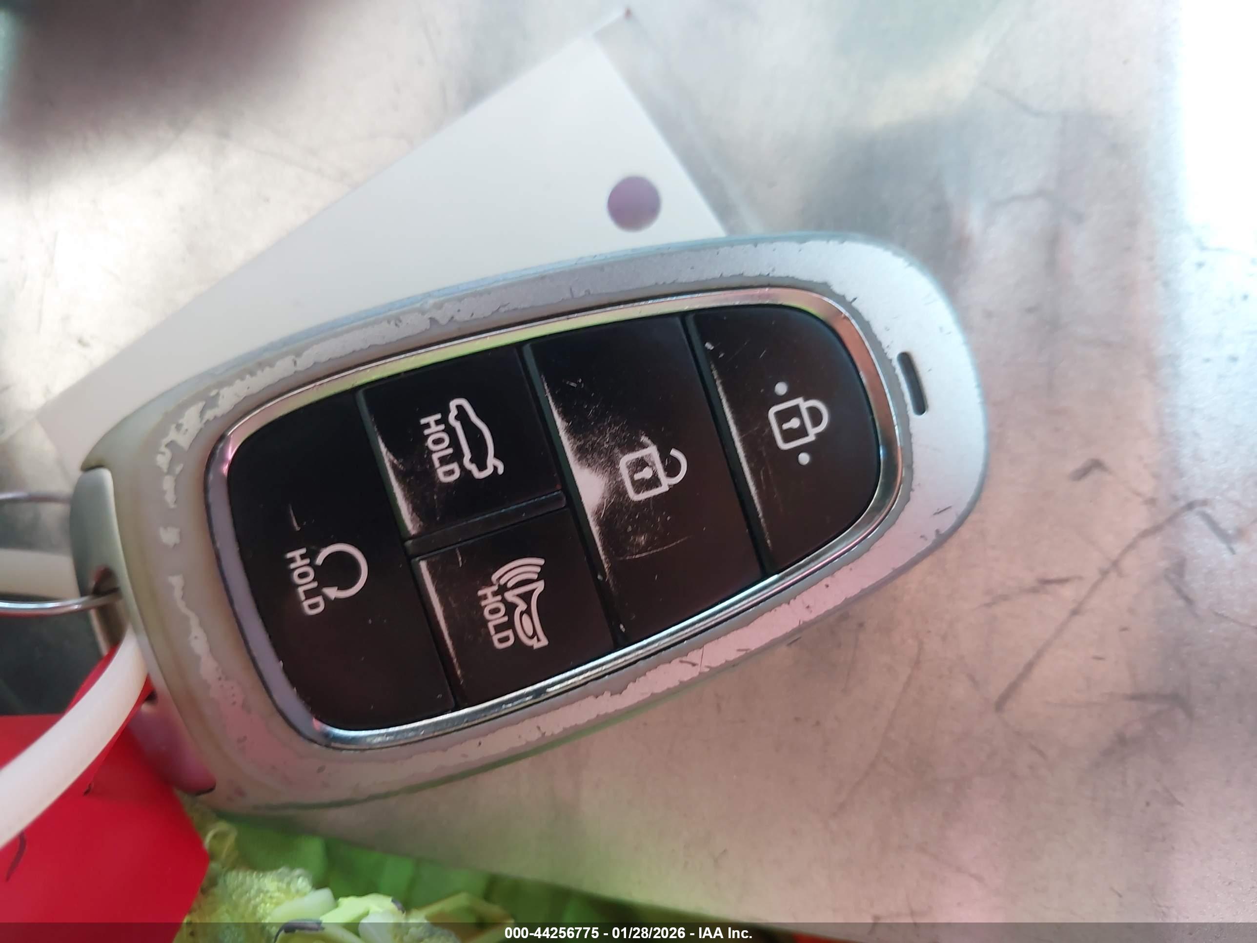 HYUNDAI SONATA image 11