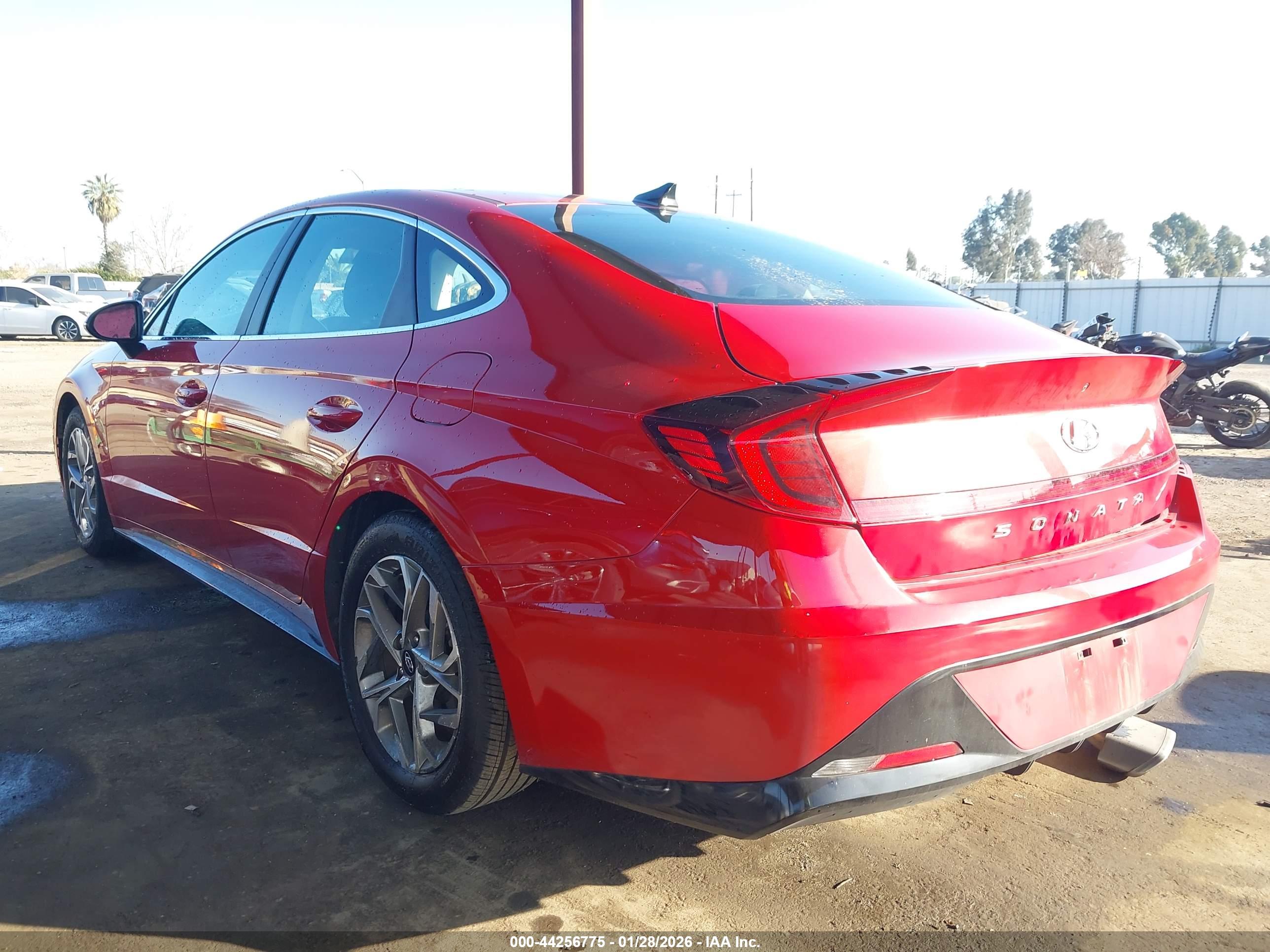 HYUNDAI SONATA image 3