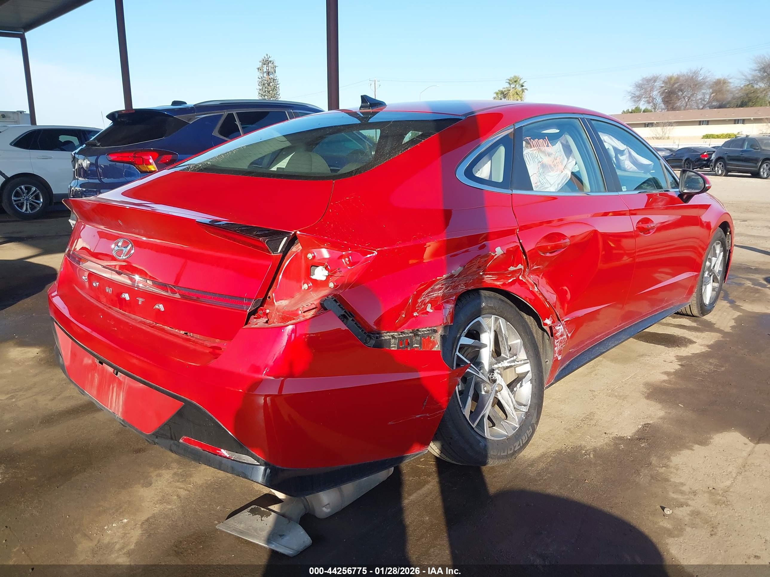 HYUNDAI SONATA image 4