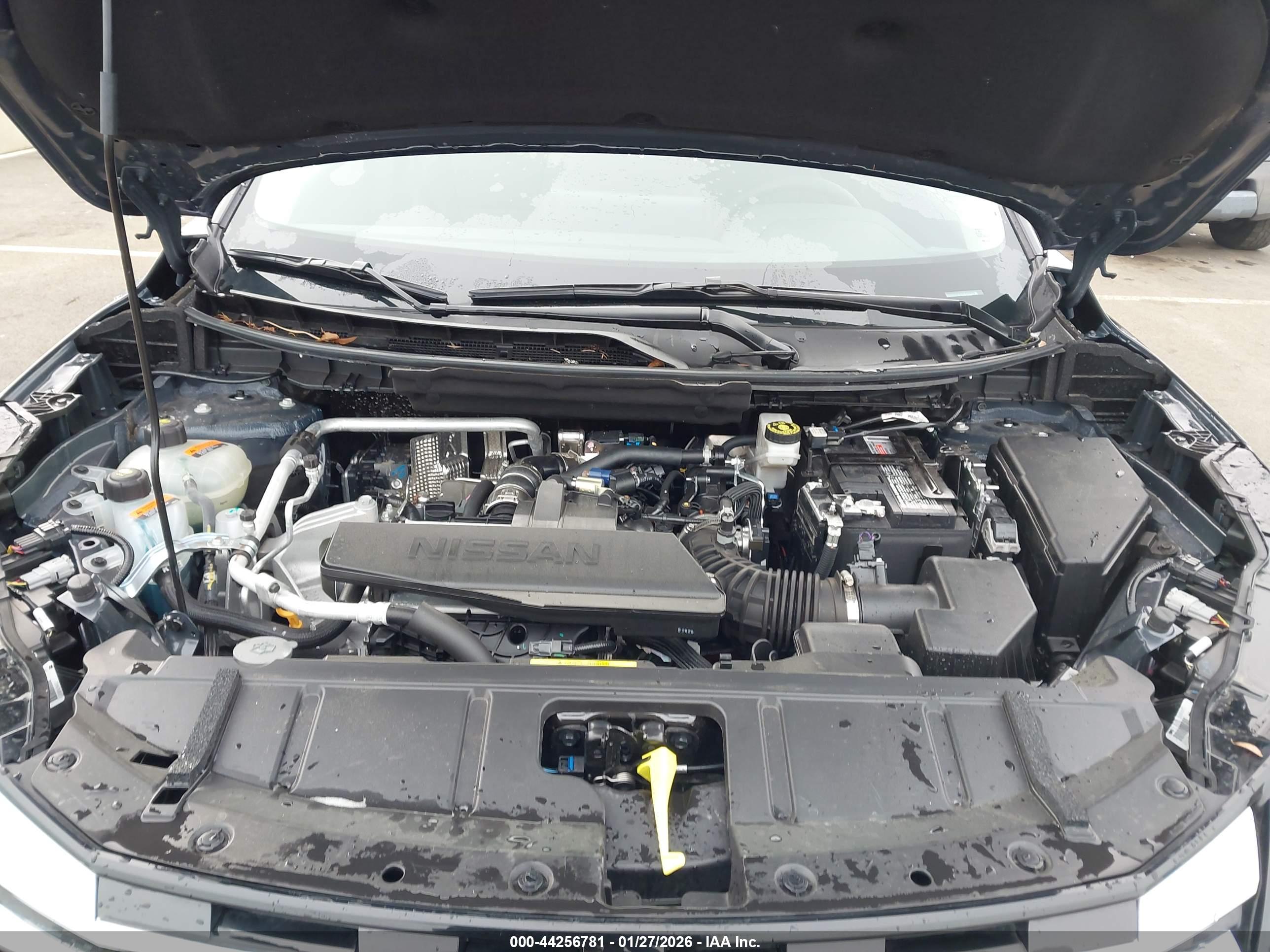 NISSAN ROGUE image 10
