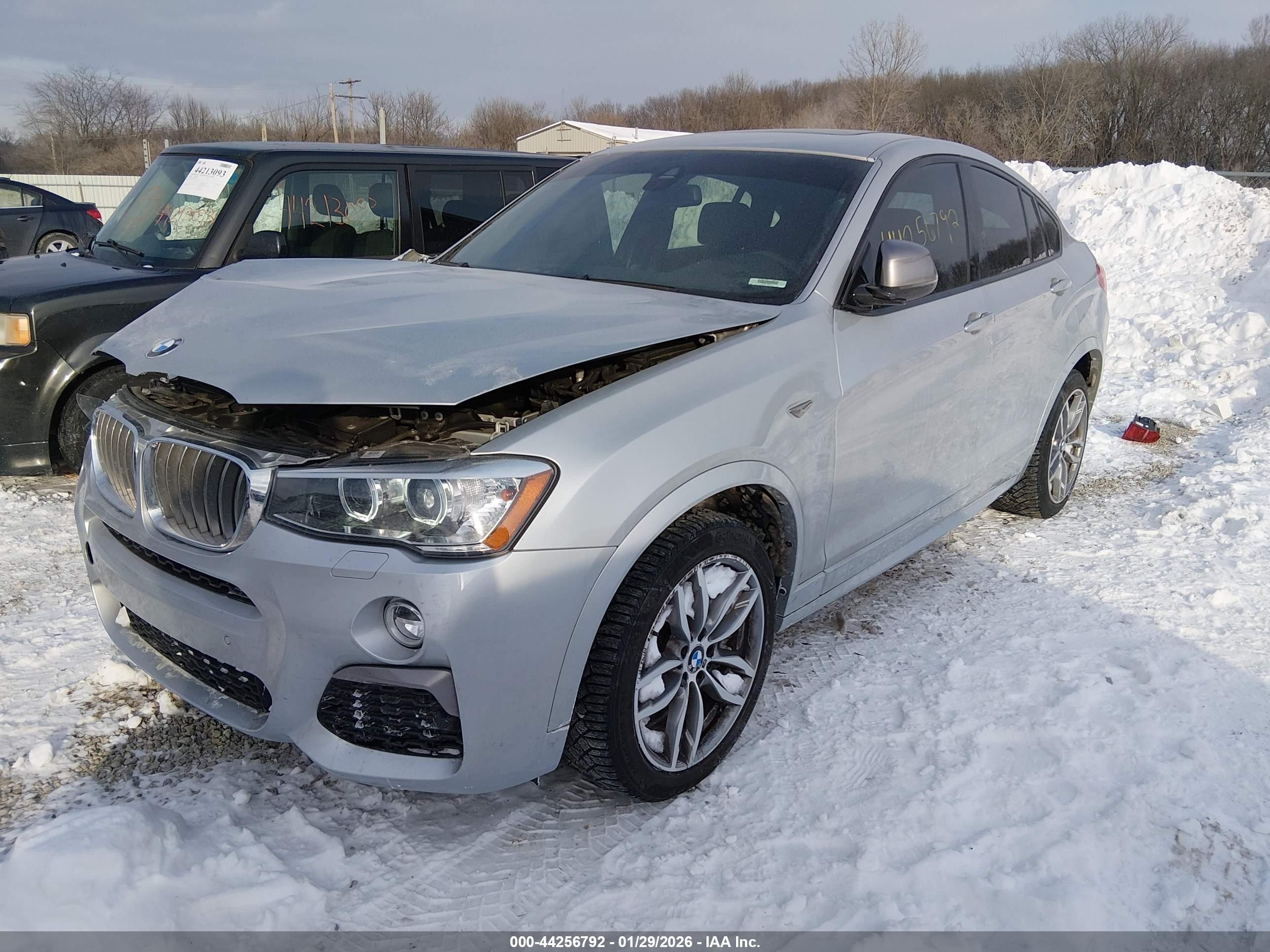 BMW X4 image 2
