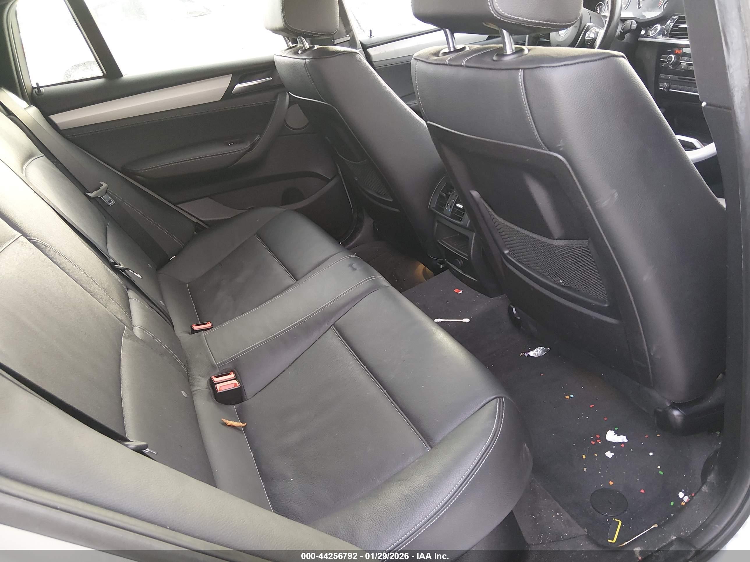 BMW X4 image 8