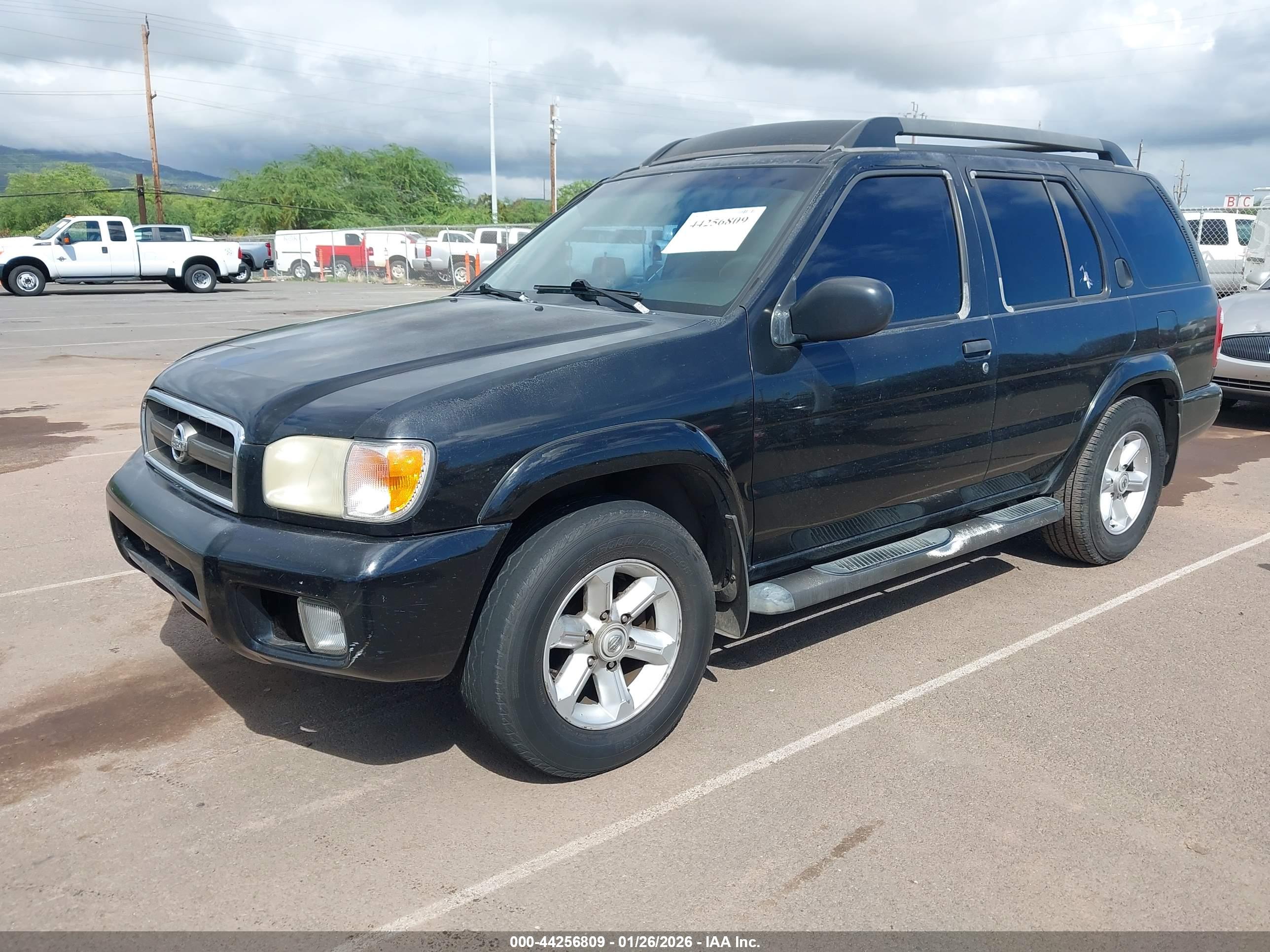 NISSAN PATHFINDER image 2