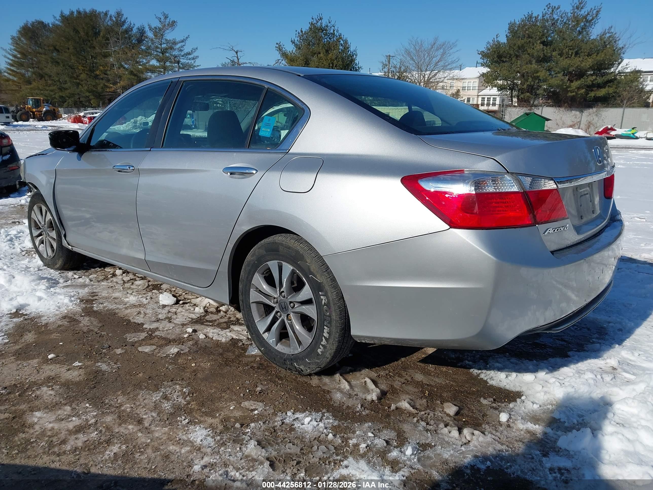 HONDA ACCORD image 3