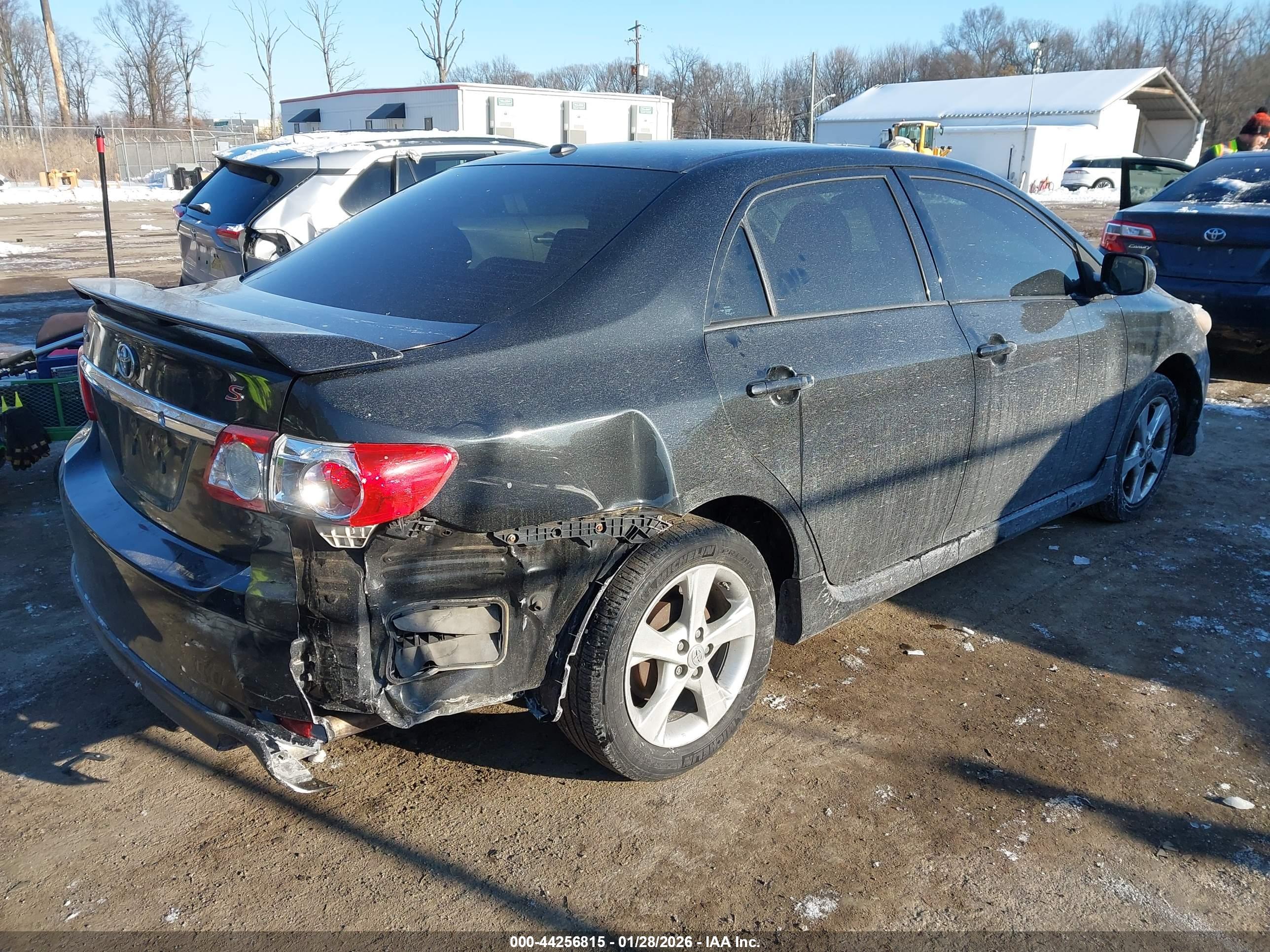 TOYOTA COROLLA image 4