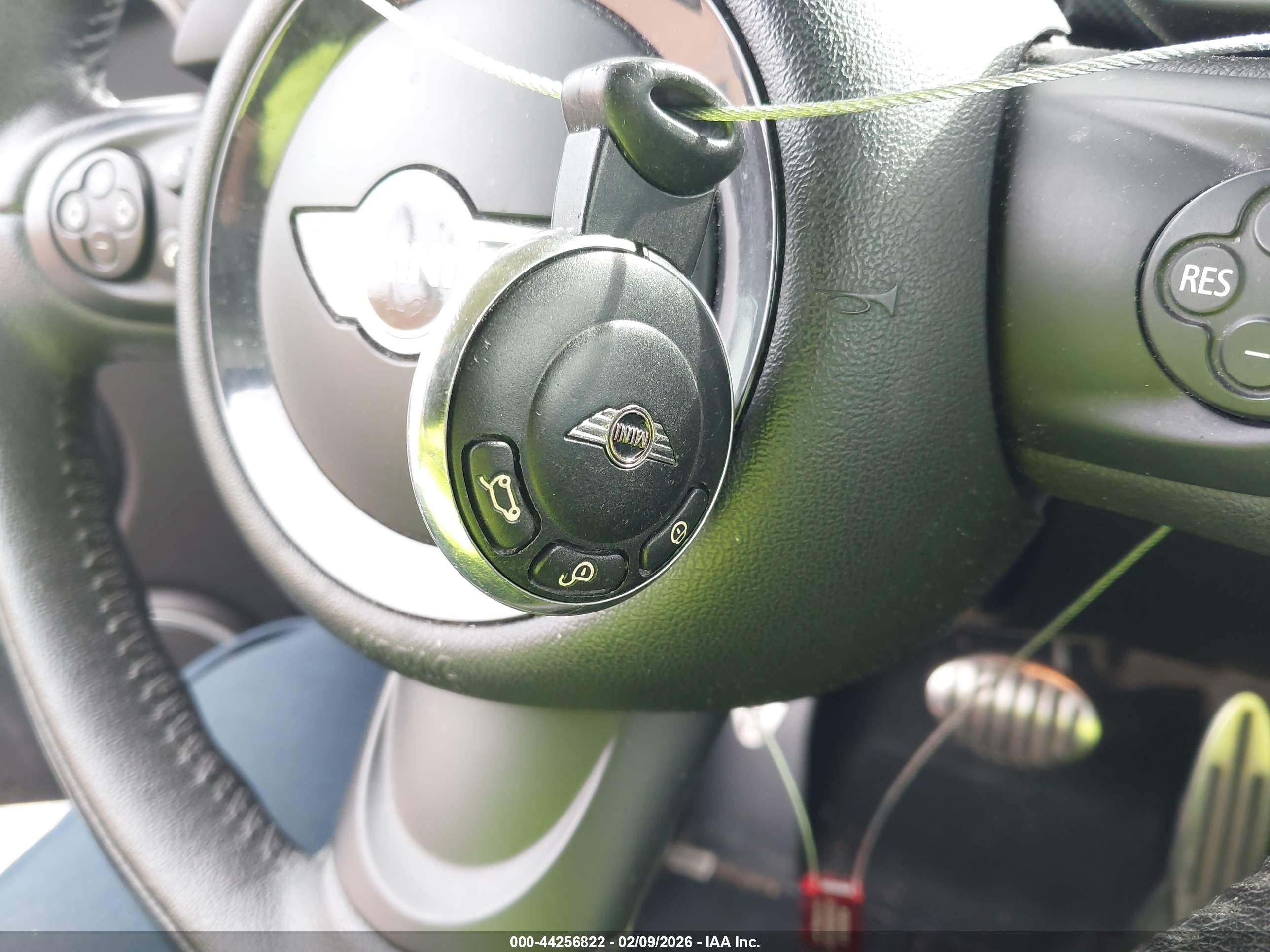 MINI CLUBMAN image 11
