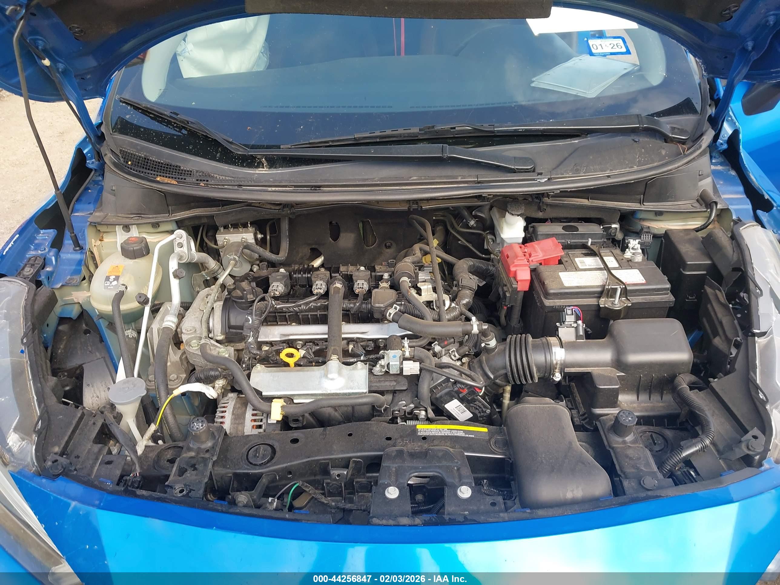 NISSAN VERSA image 10