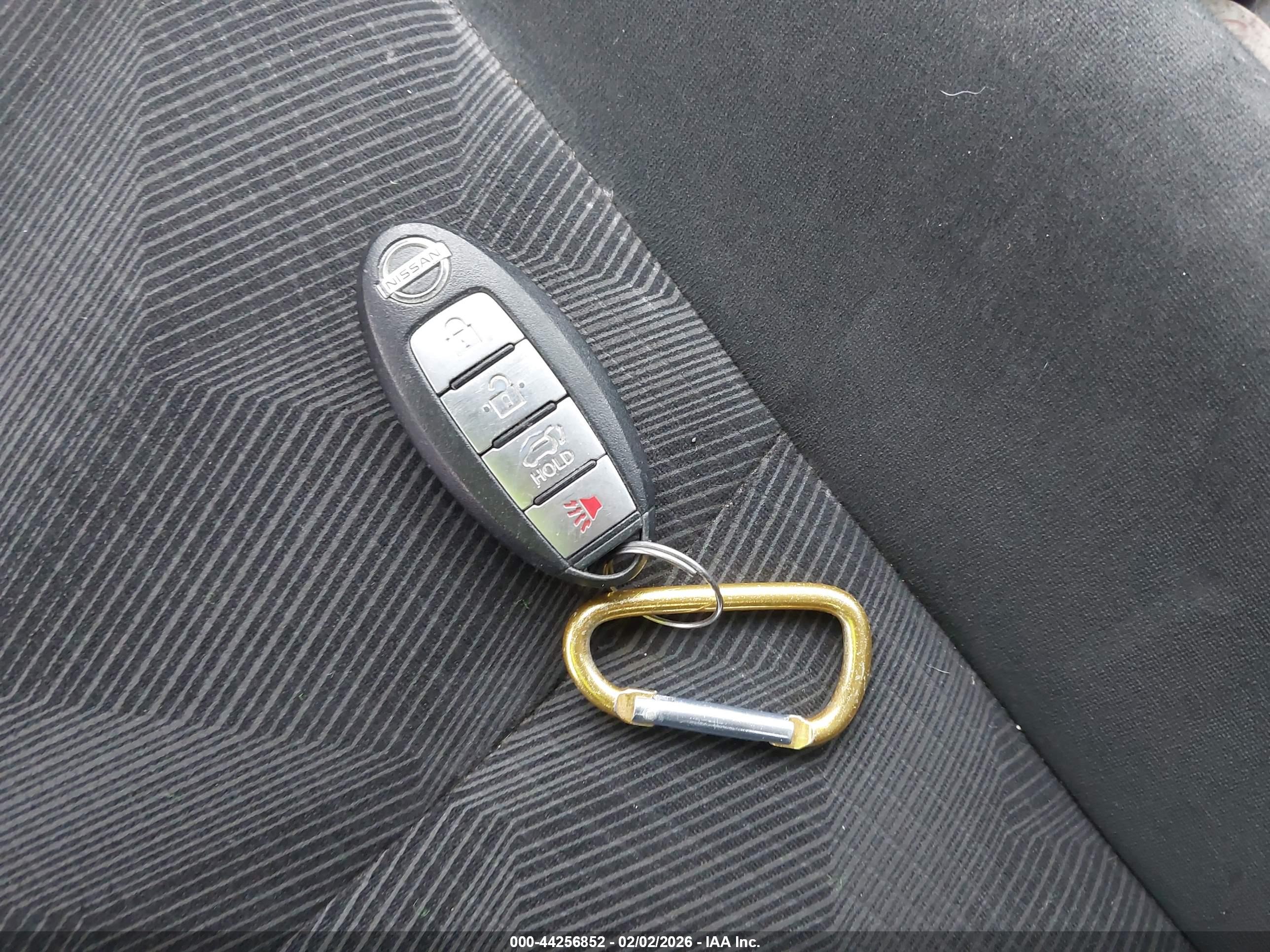 NISSAN ROGUE image 11