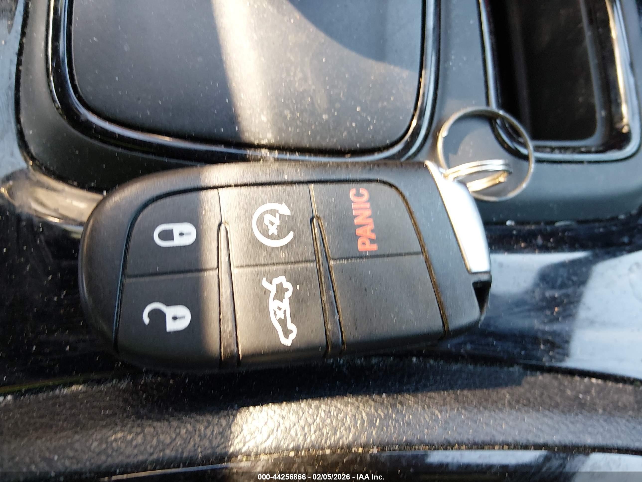 CHRYSLER 300 image 11