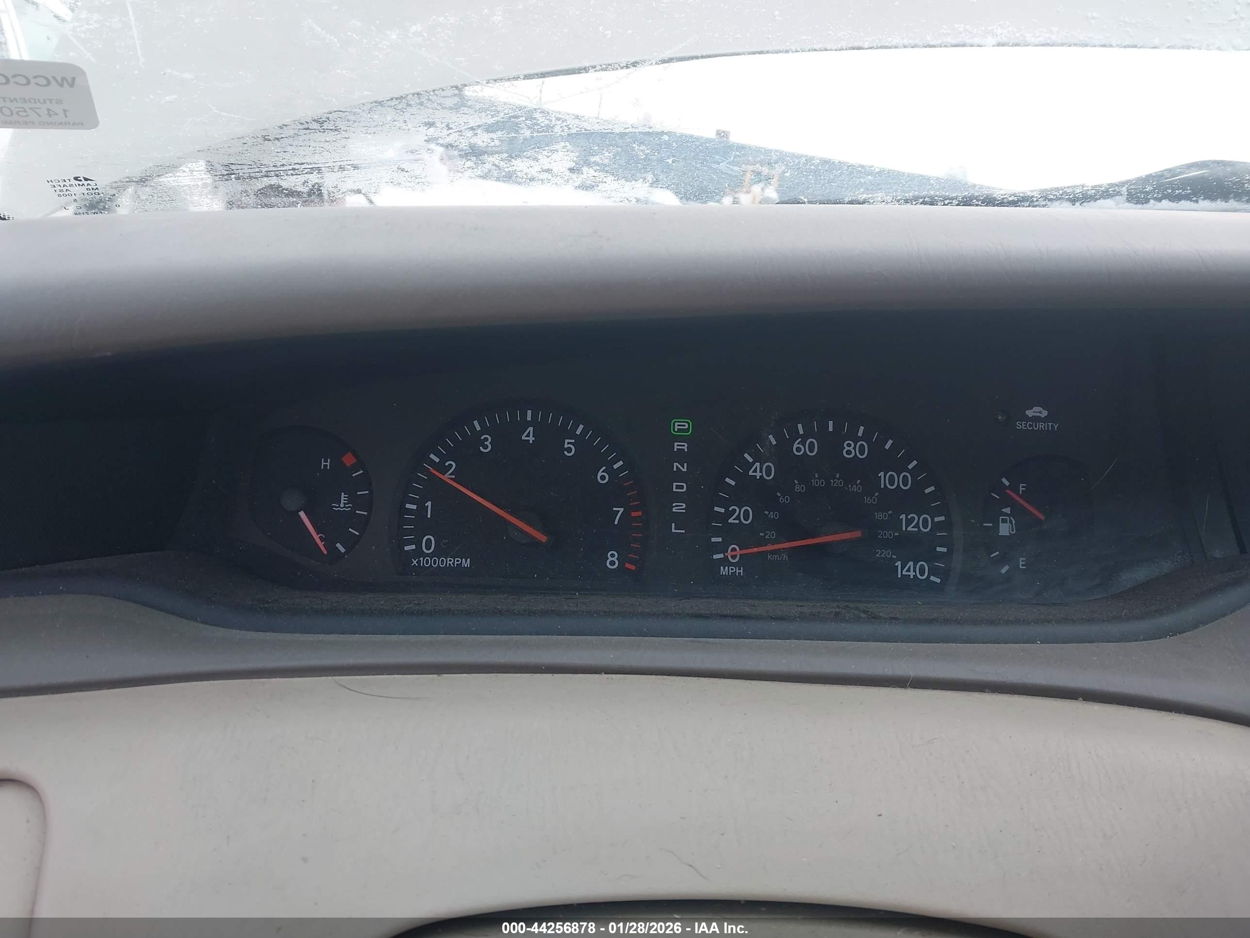 TOYOTA AVALON image 7