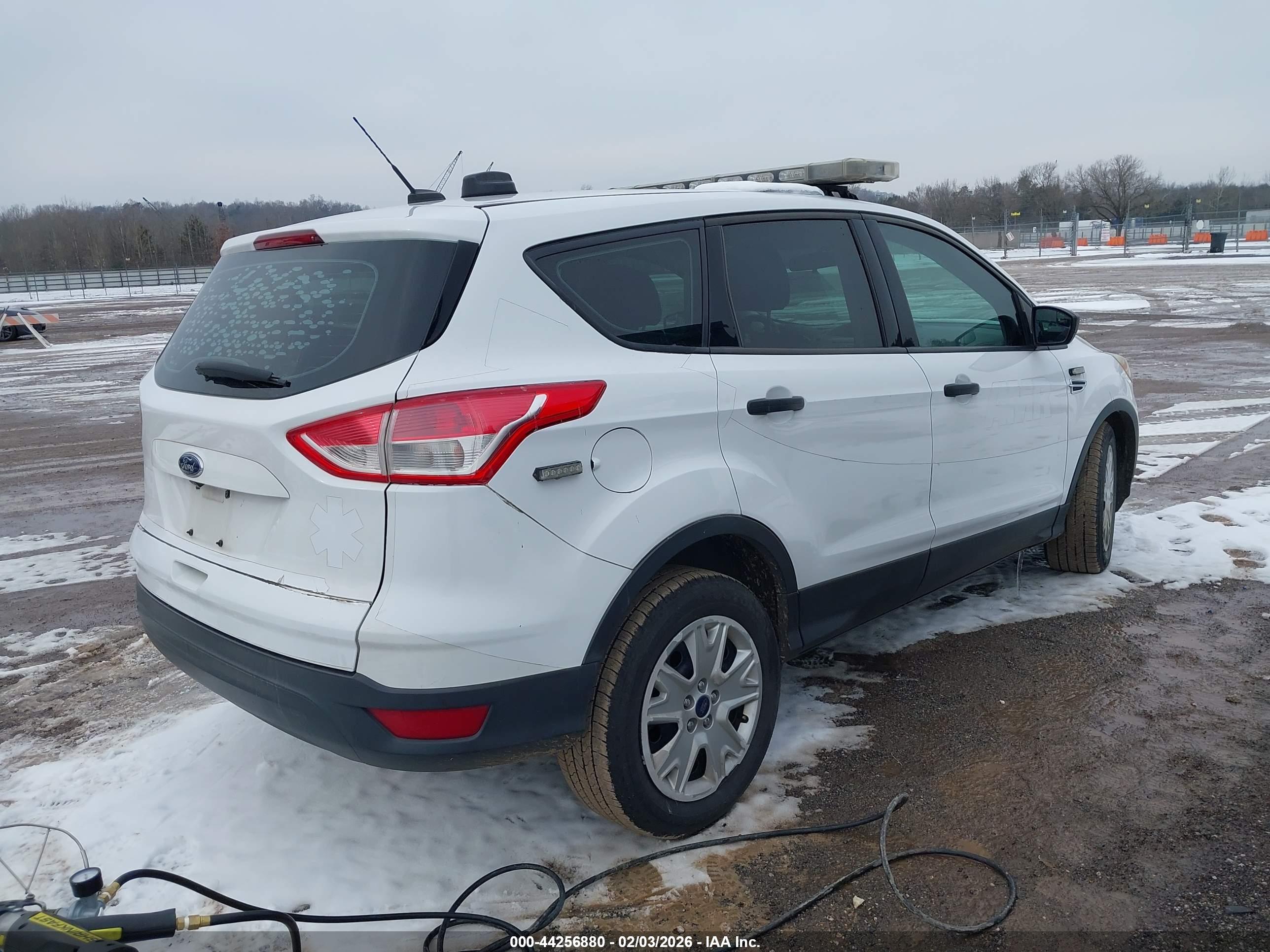 FORD ESCAPE image 4