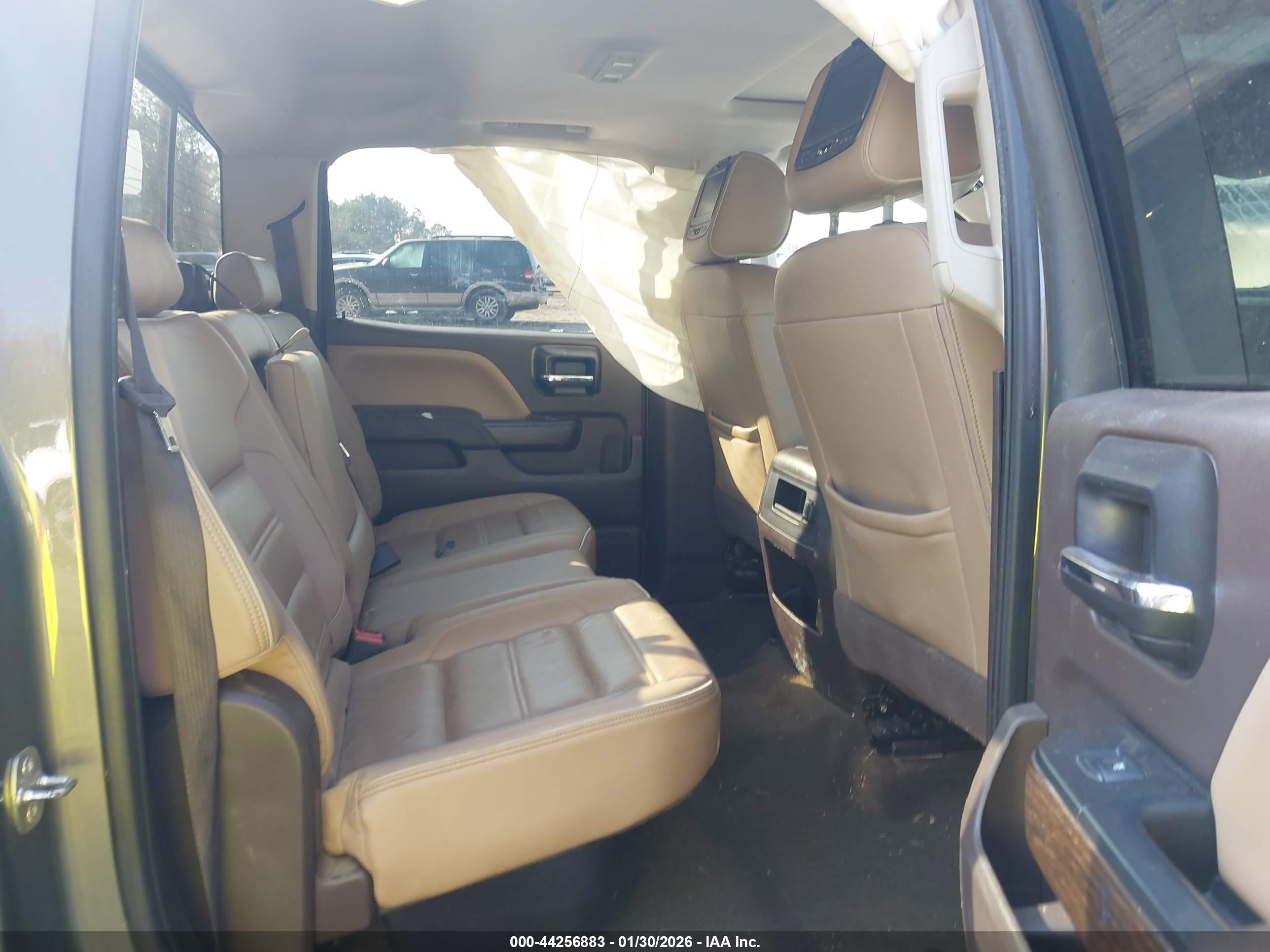 GMC SIERRA image 8