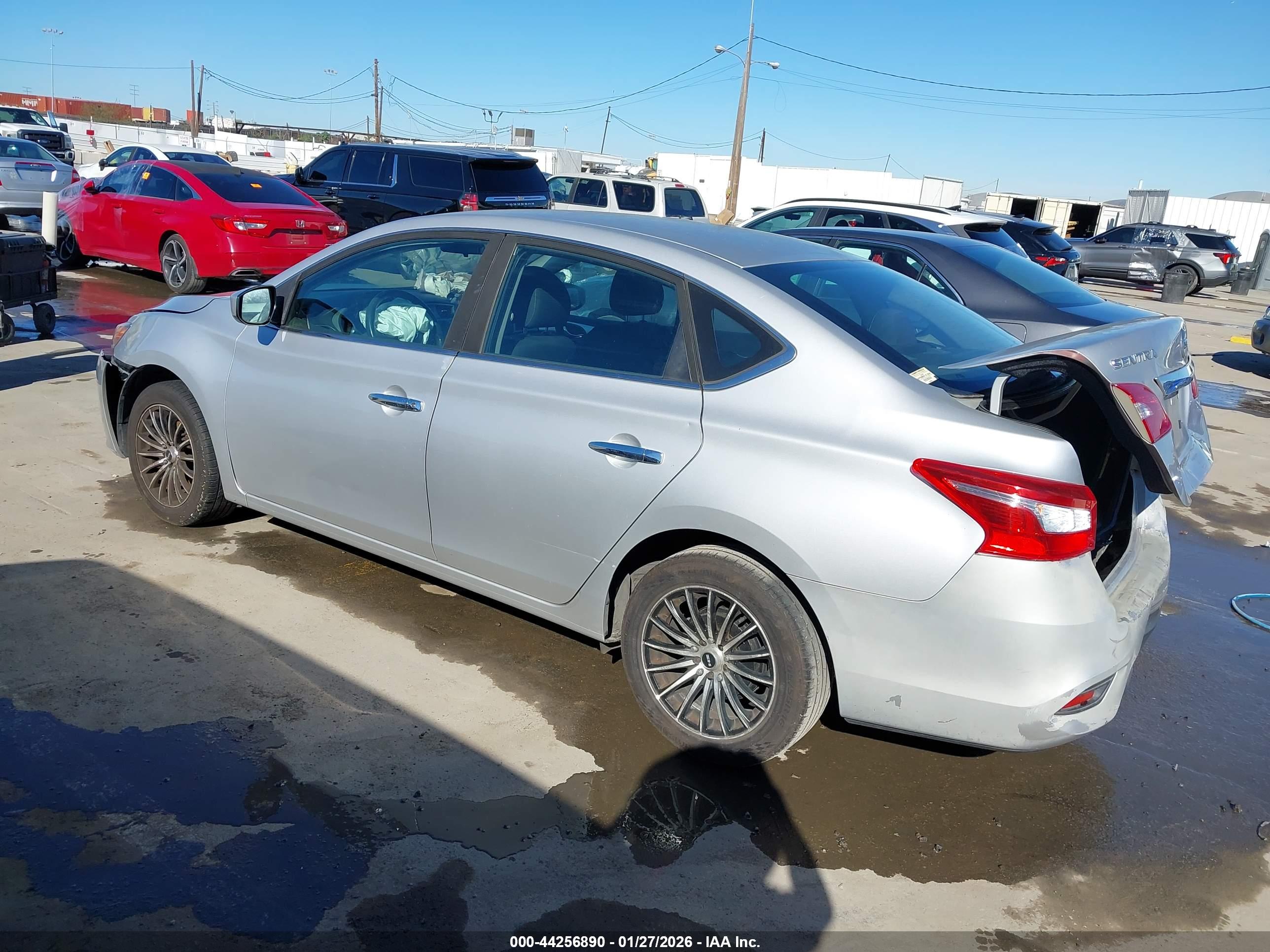 NISSAN SENTRA image 3