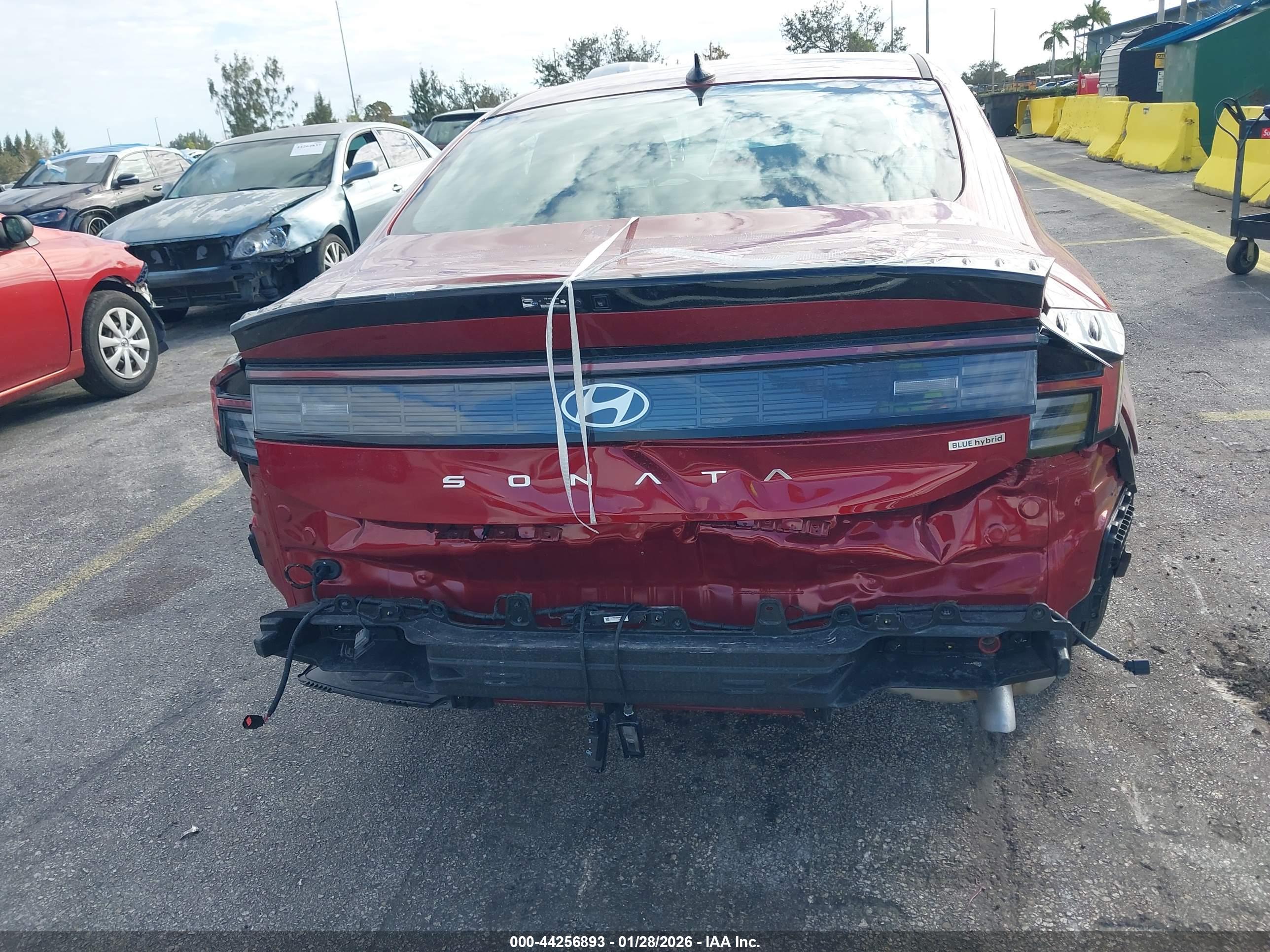 HYUNDAI SONATA image 6