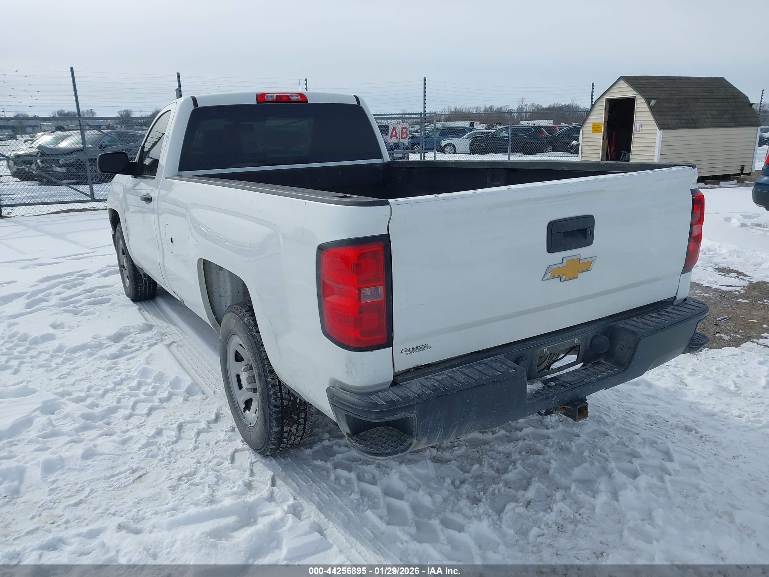 CHEVROLET SILVERADO image 3