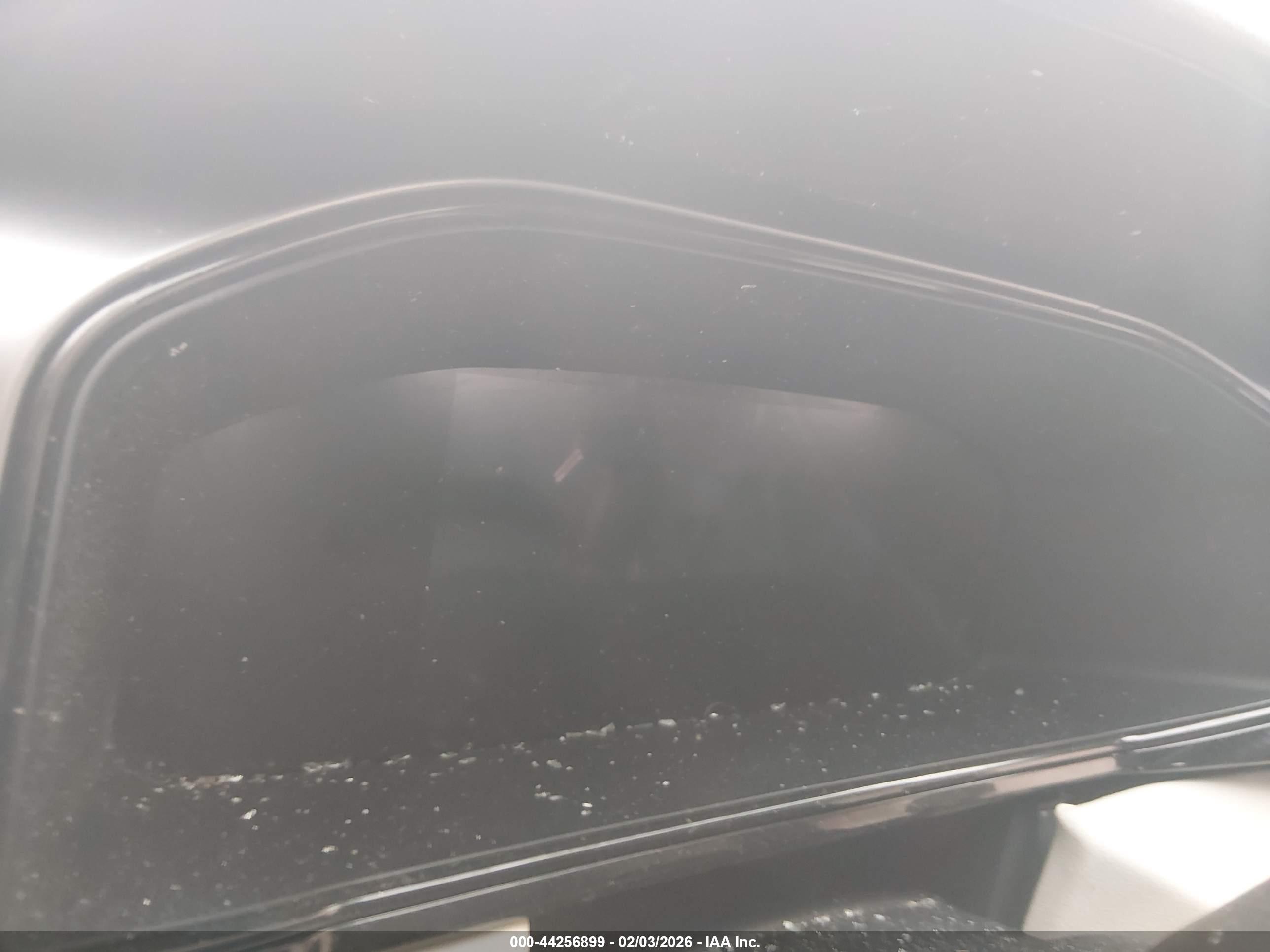 VOLKSWAGEN TAOS image 7